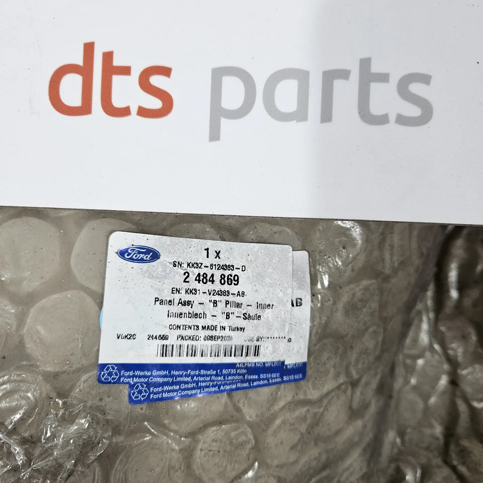 OEM Ford 2484869 – Inner left B pillar