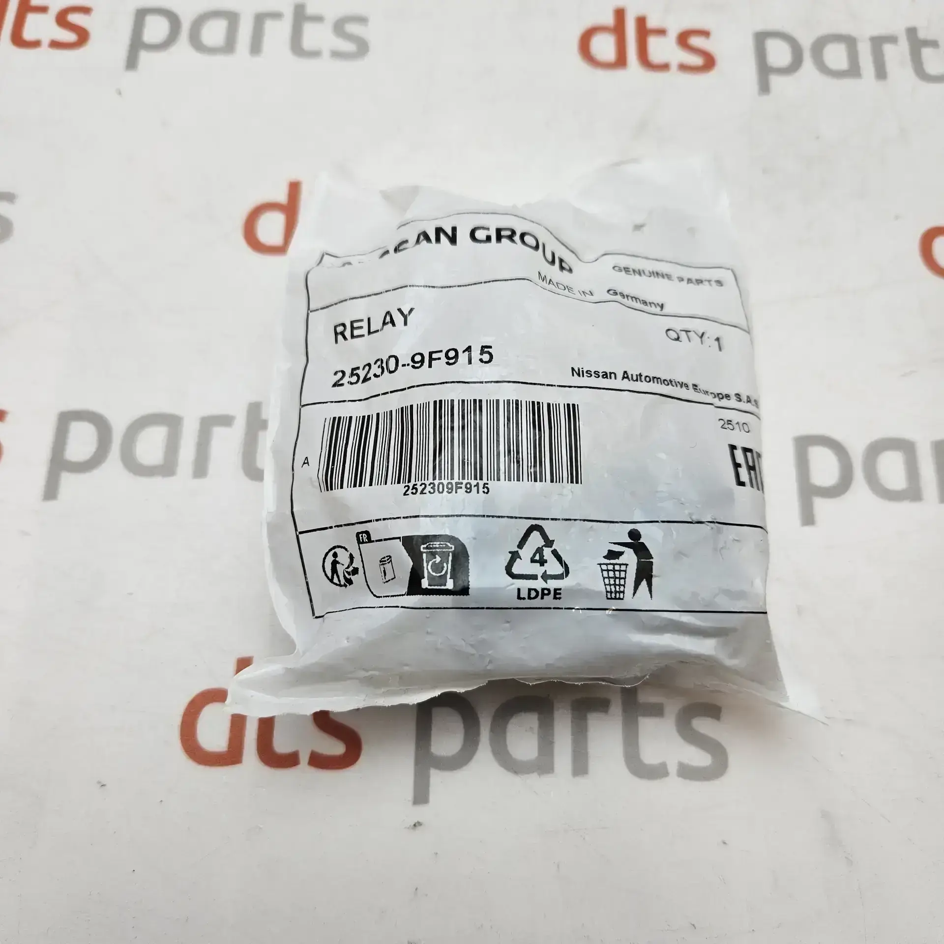 OEM Nissan 252309F915 – Relay