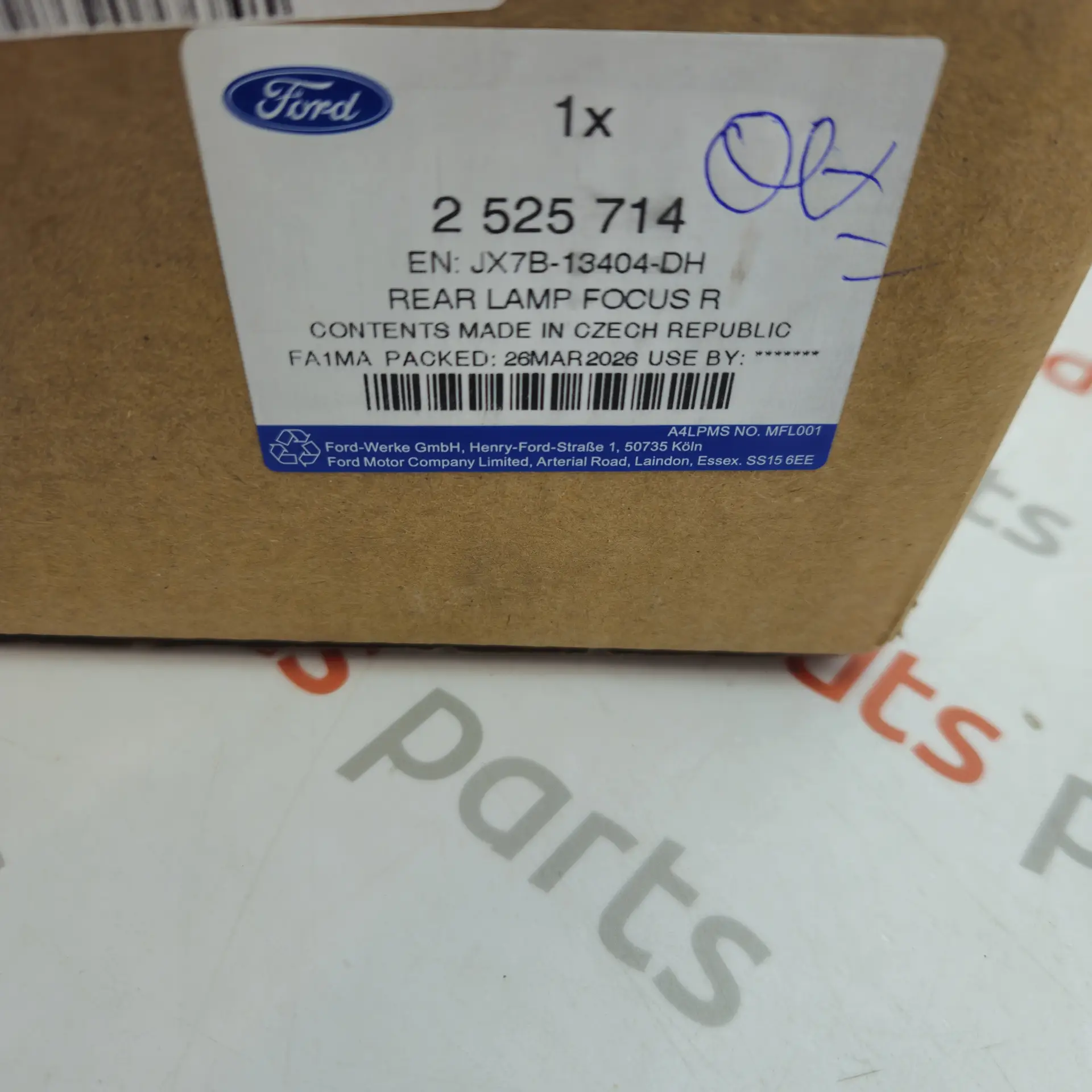 OEM Ford 2525714 – Outer LED tail light assembly