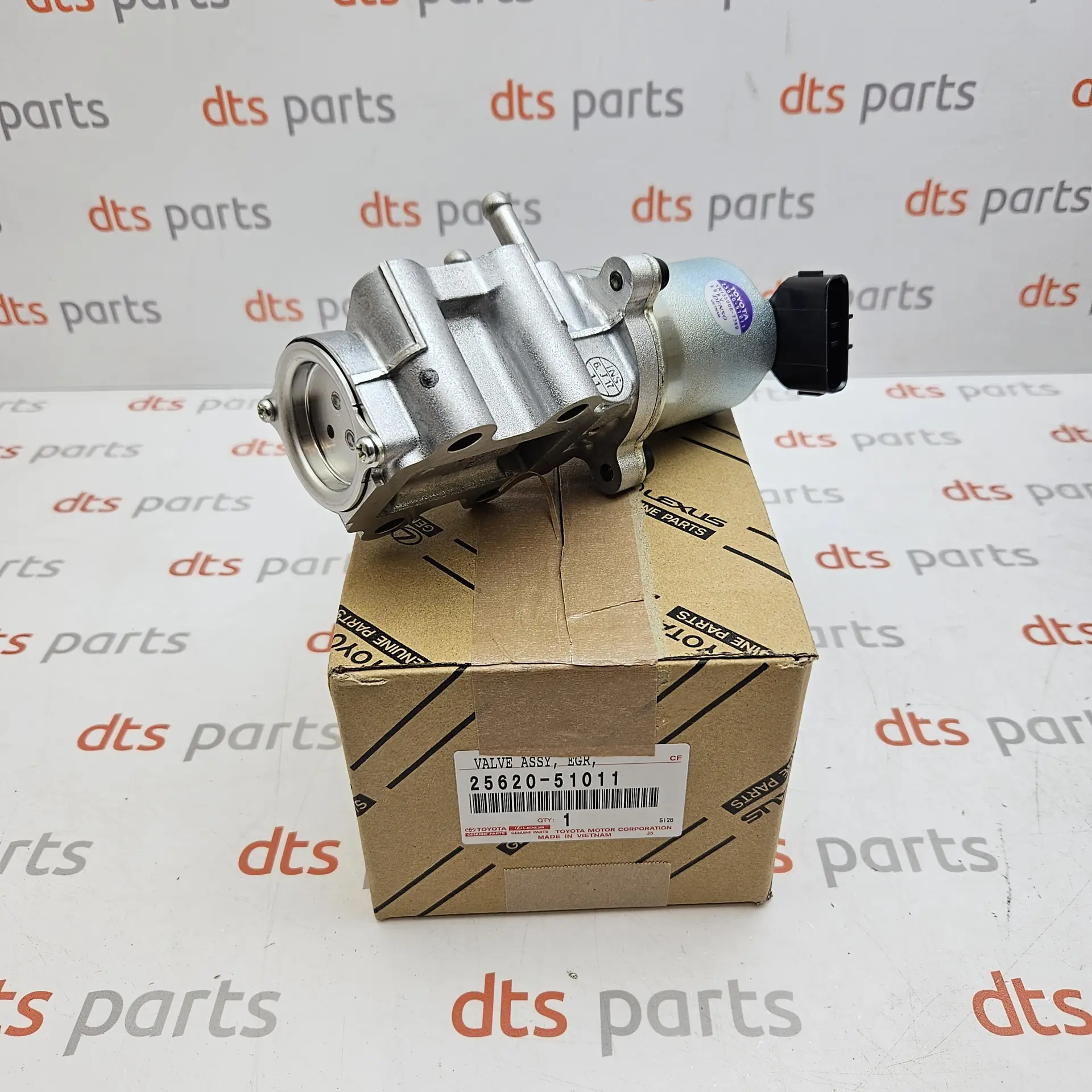 OEM Toyota 2562051011 – EGR valve assembly