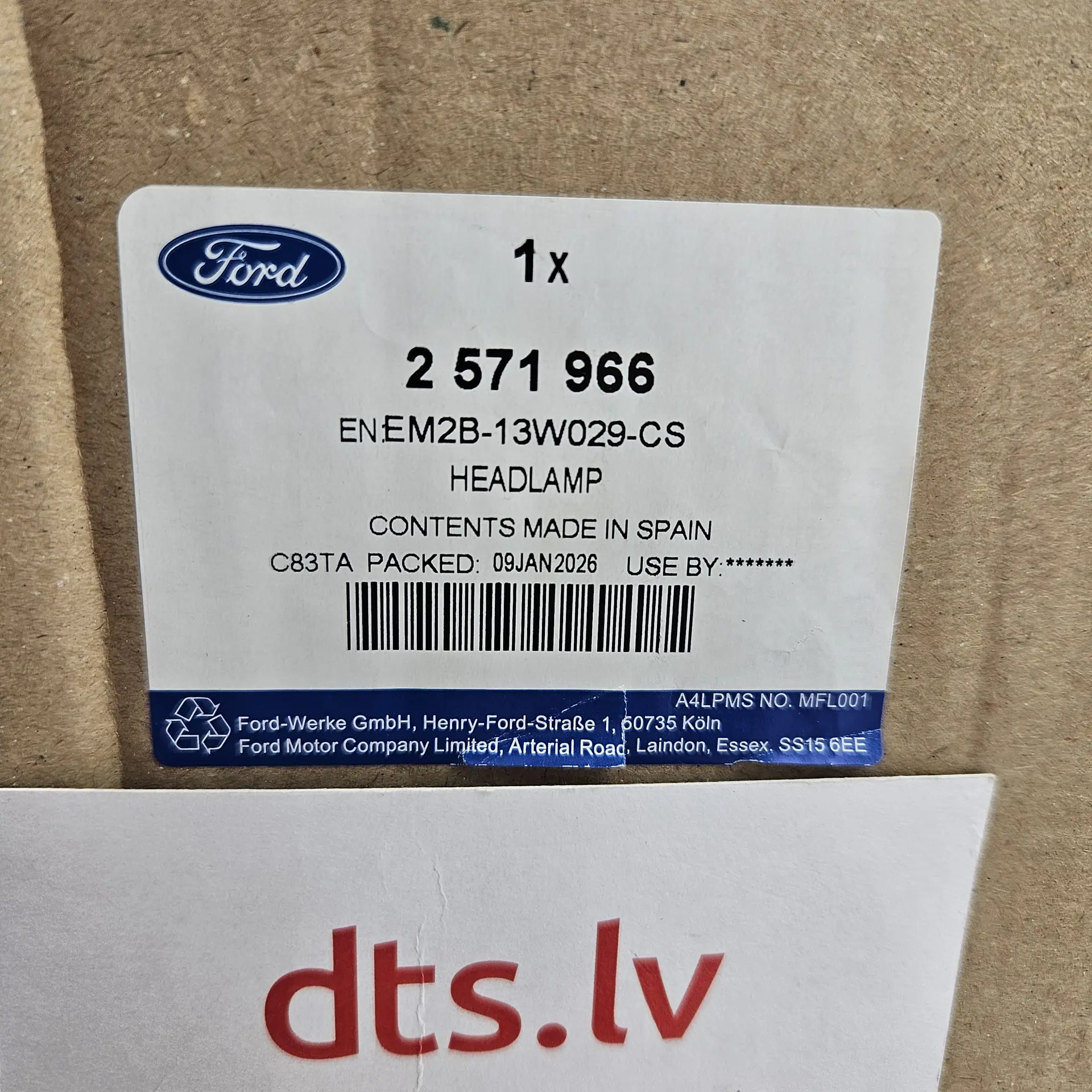 OEM Ford 2571966 – Front main headlight LED assembly right-hand side