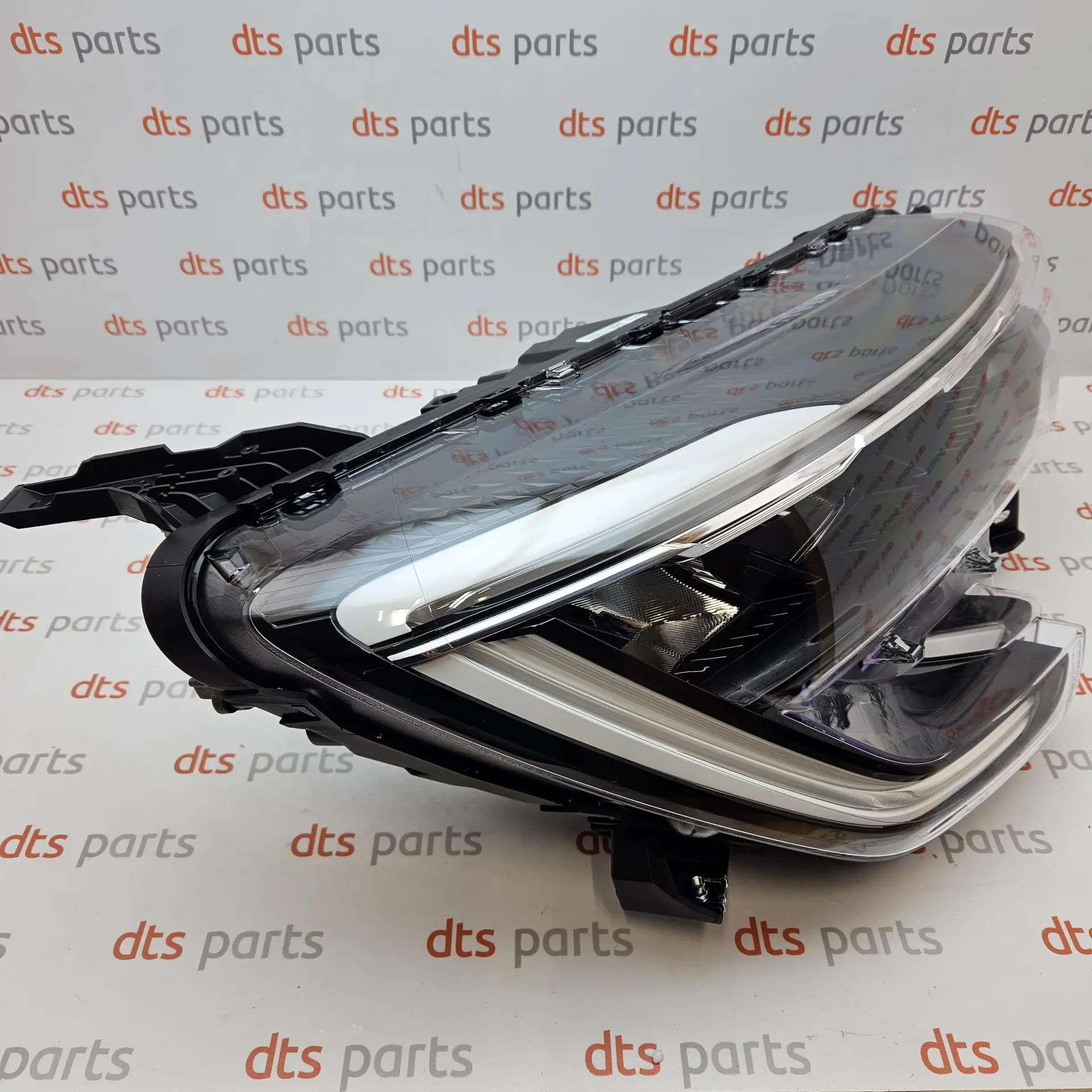 OEM Renault 260102683R – Right-hand front headlight assembly