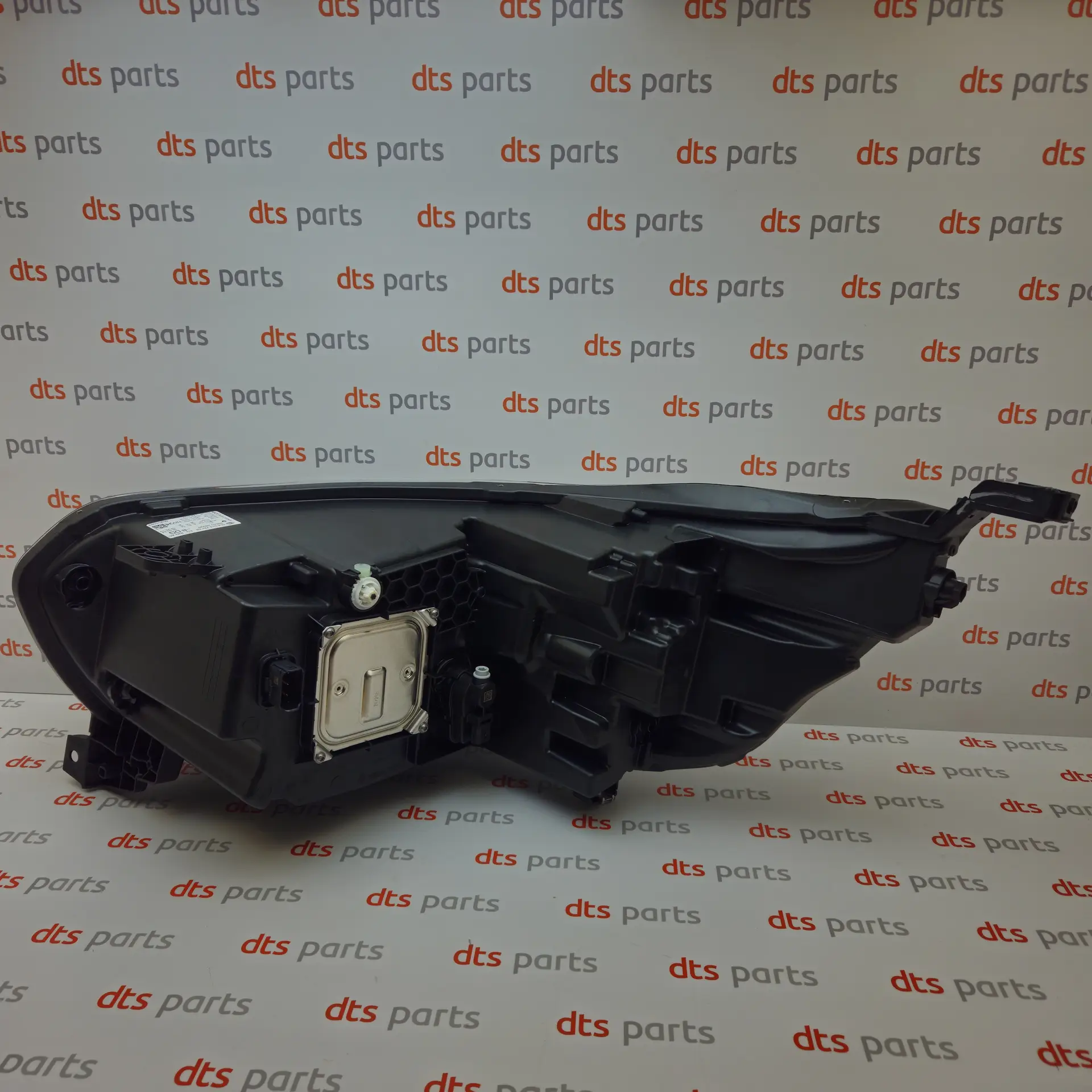 OEM Renault 260102899R – Front right headlight