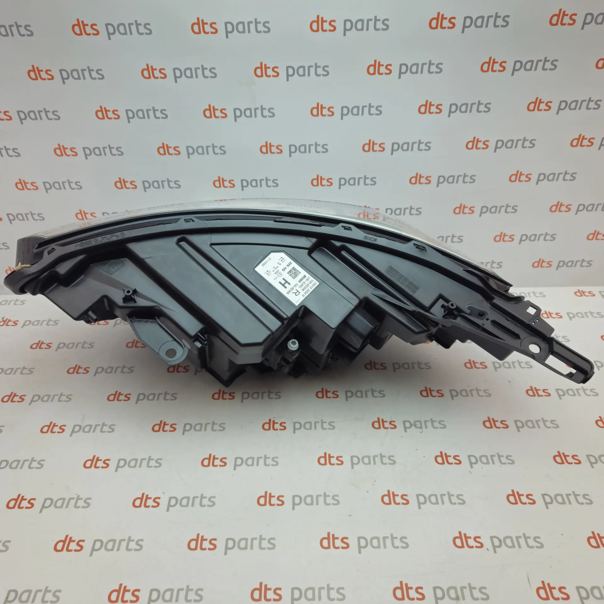 OEM Renault 260103264R – Front Right Led Headlight
