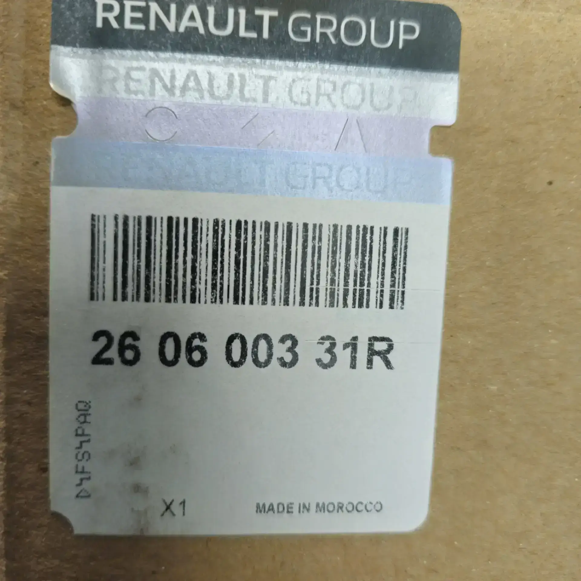 OEM Renault 260600331R – Front left headlight