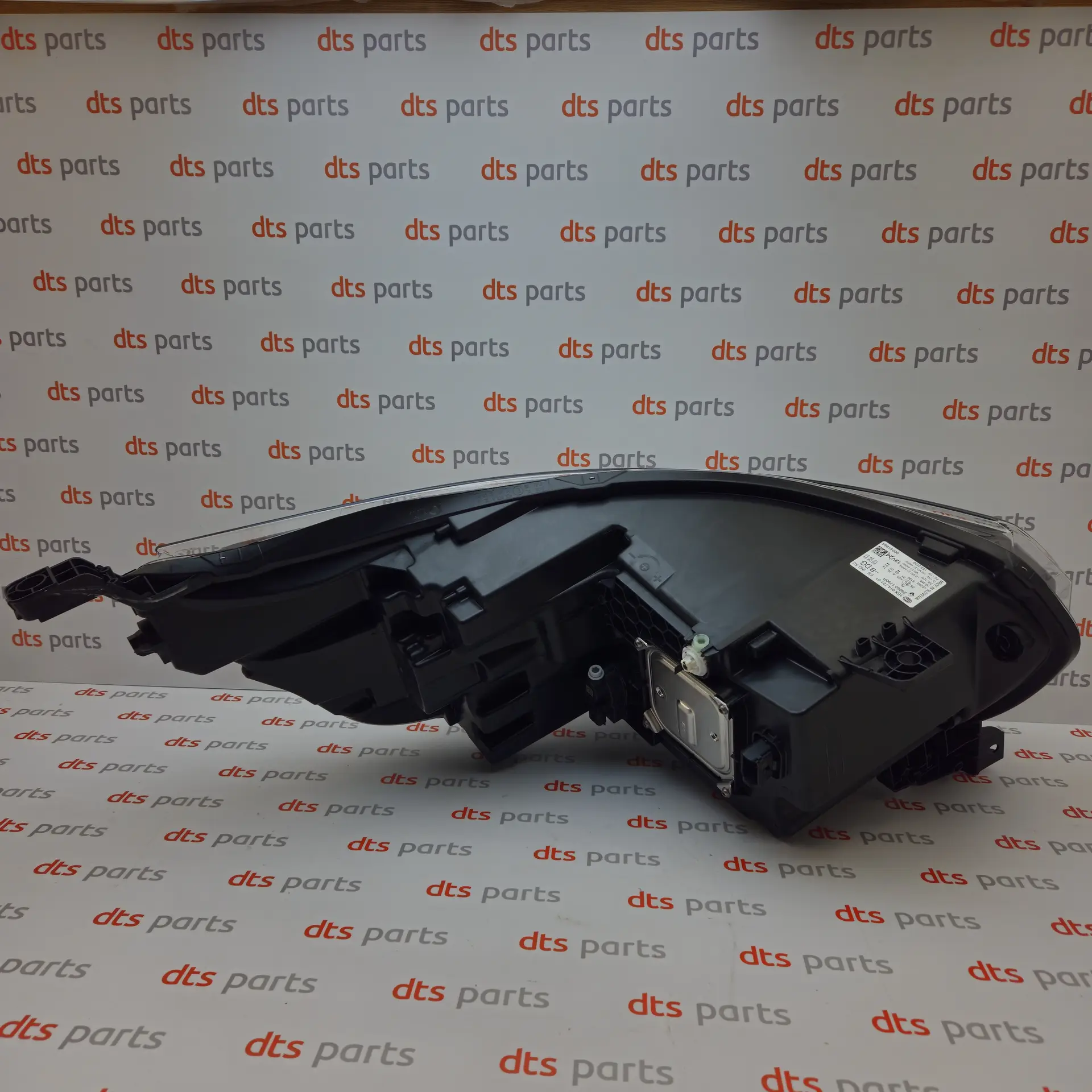 OEM Renault 260601790R – Front left LED headlight