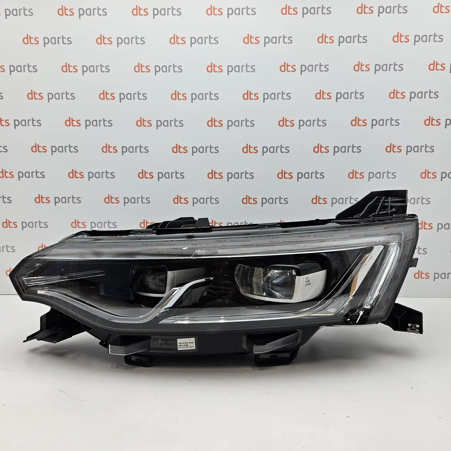 RENAULT 260606722R