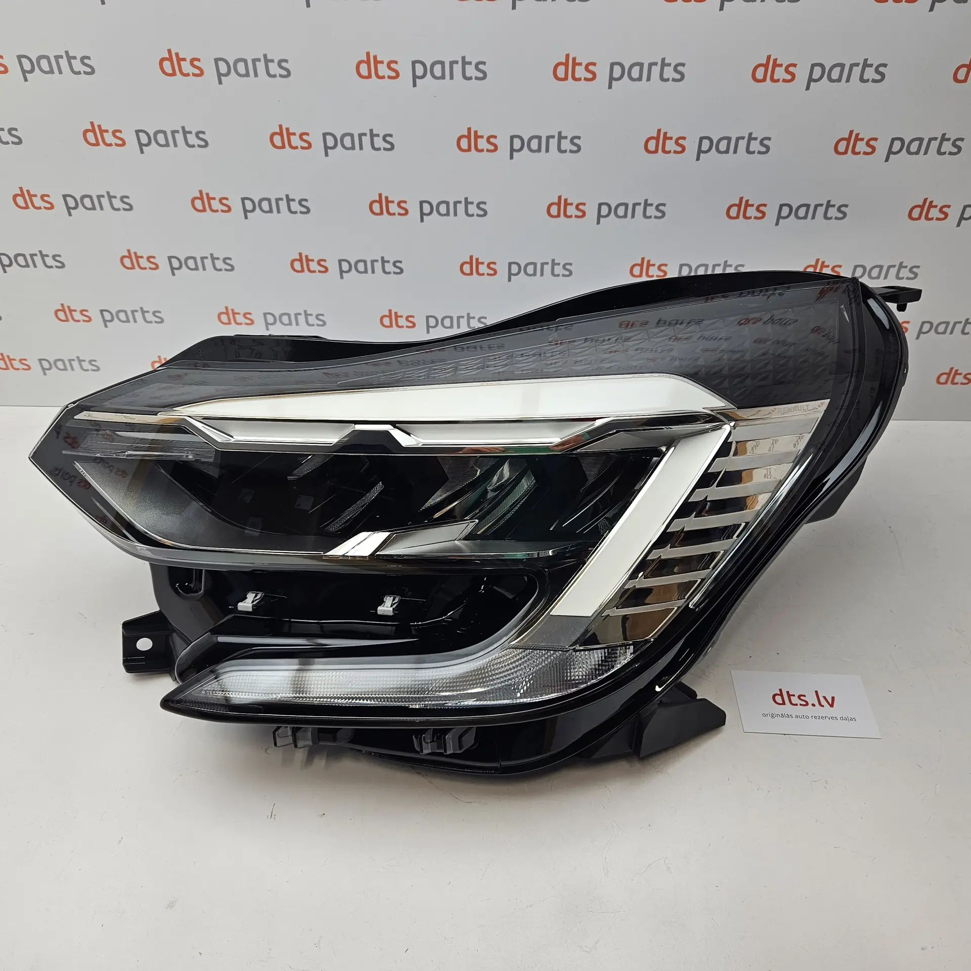 RENAULT 260607491R