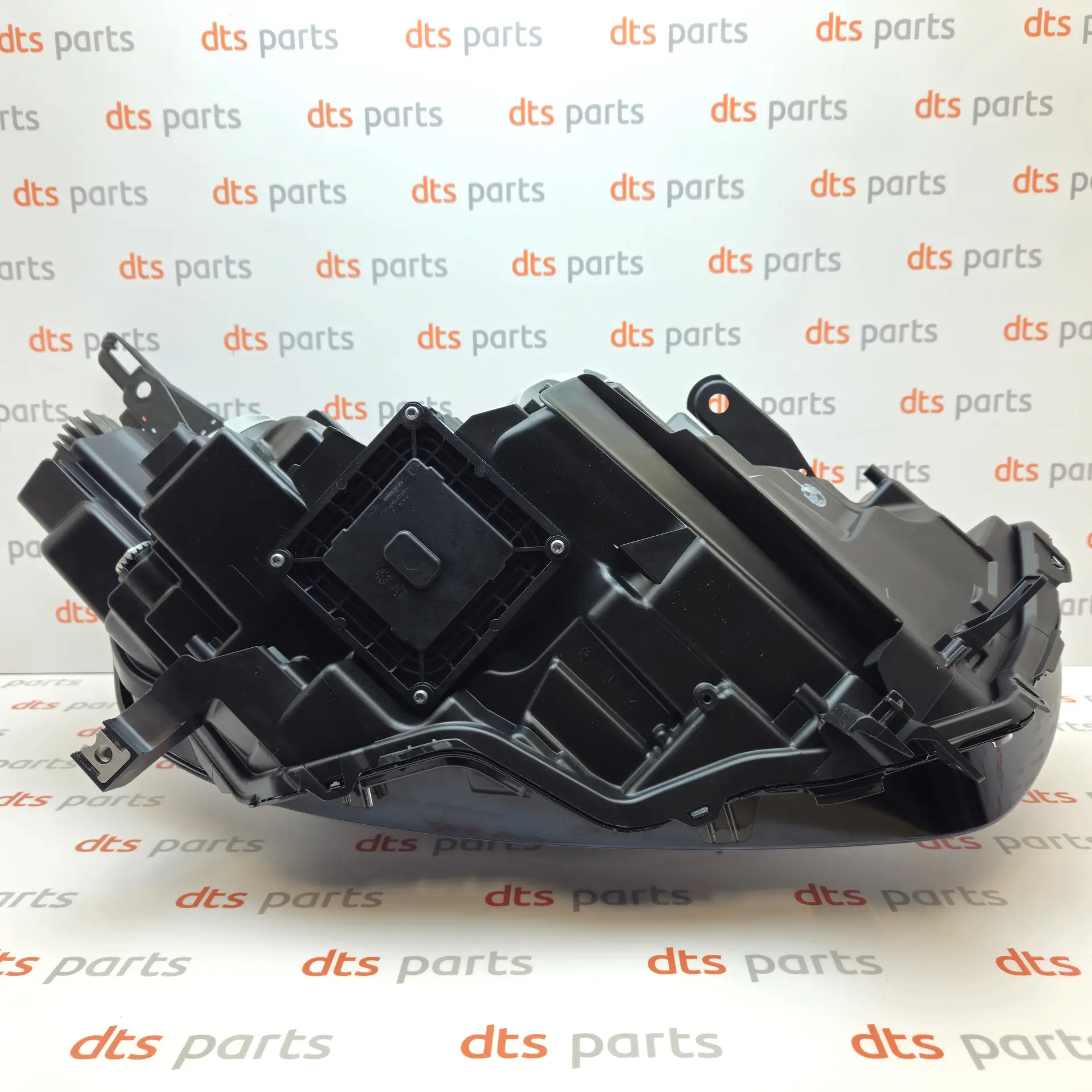 OEM Renault 260608411R – Front left headlight