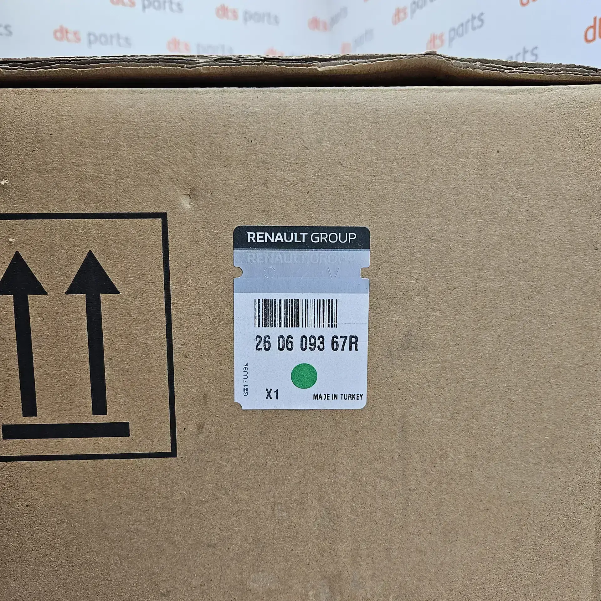OEM Renault 260609367R – Left side headlight