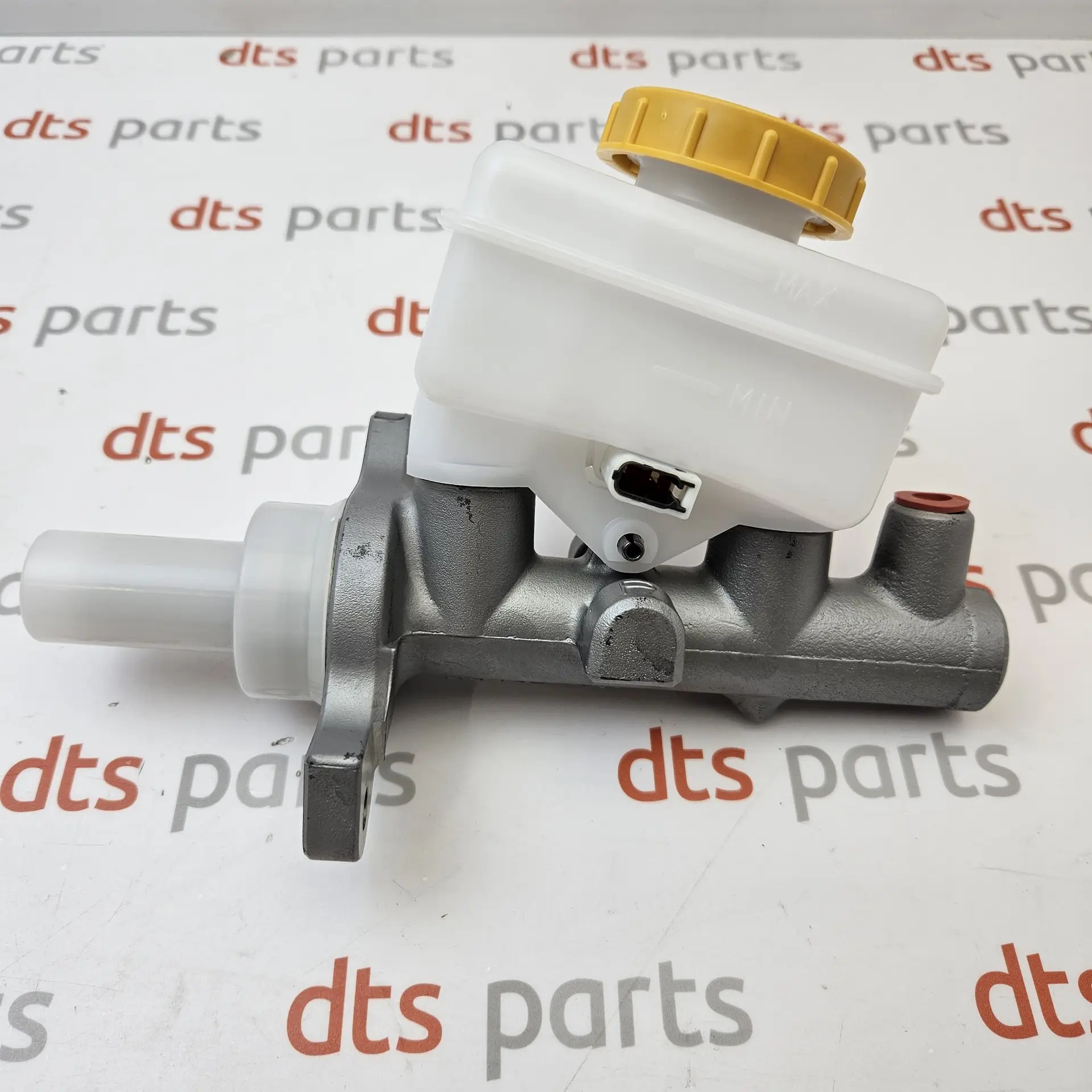 OEM Subaru 26401AG031 – Brake master cylinder assembly with fluid reservoir