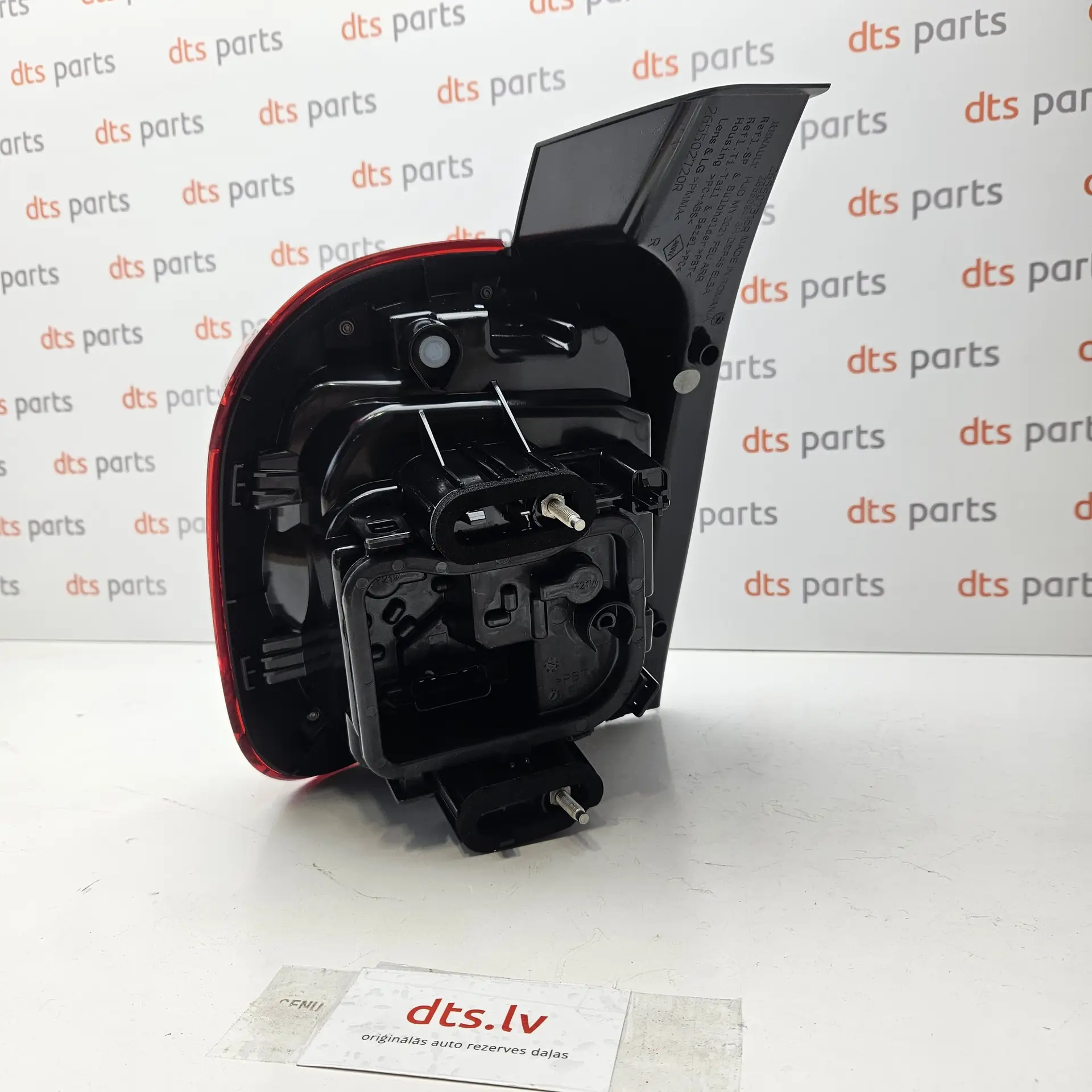 OEM Renault 265509473R – Rear, right taillight