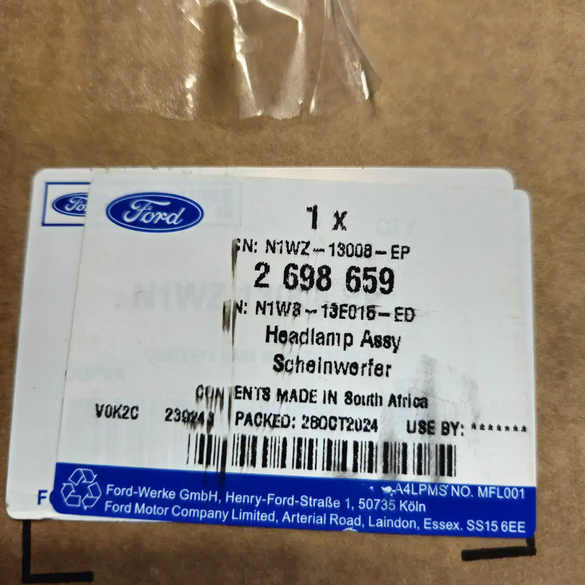 OEM Ford 2698659 – Front left LED headlight