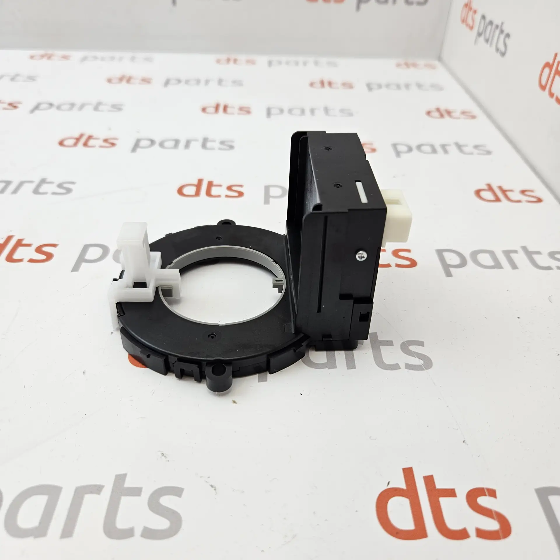 OEM Subaru 27589AJ001 – Steering angle sensor with roll connector contact grease
