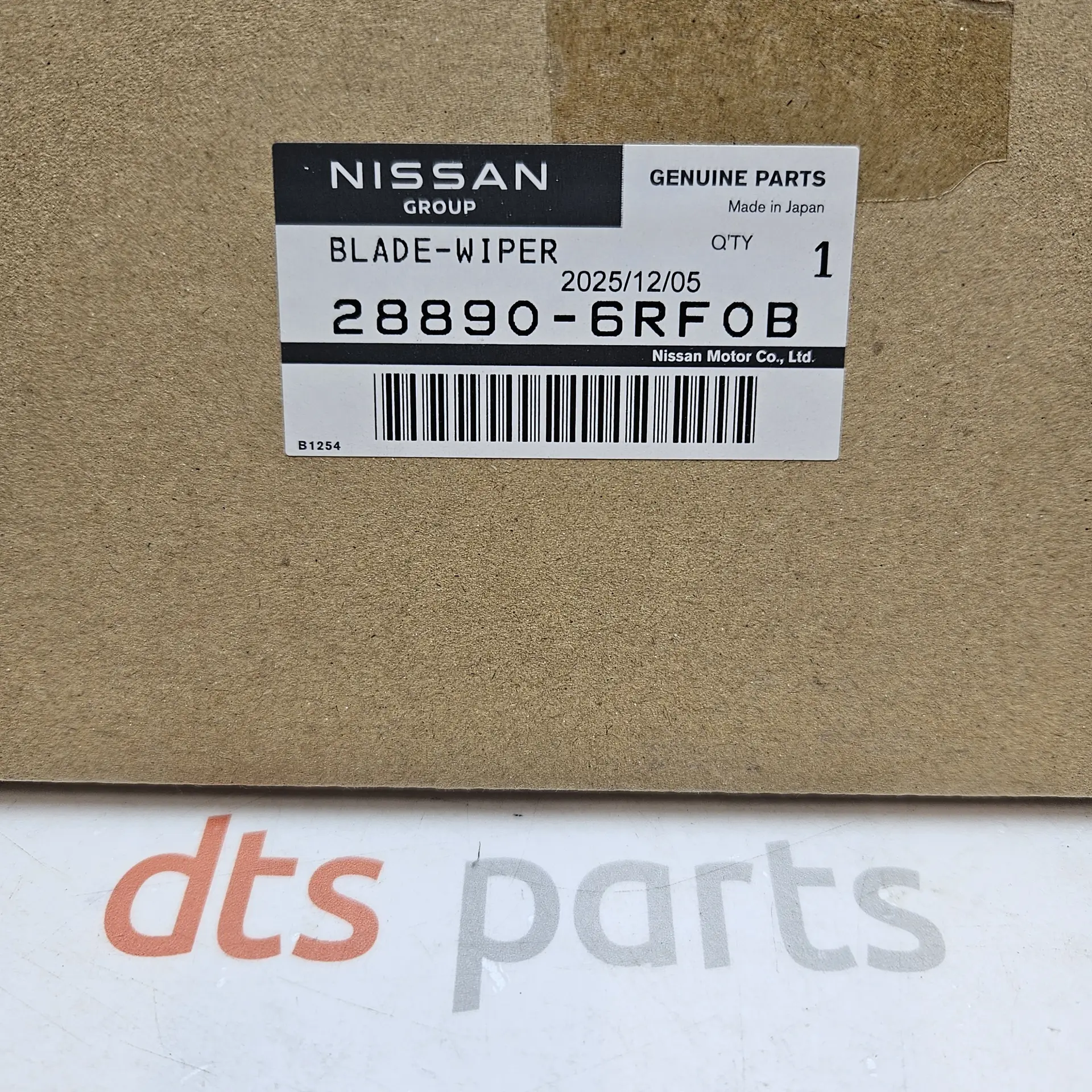 OEM Nissan 288906RF0B – Blade assembly-windshield wiper