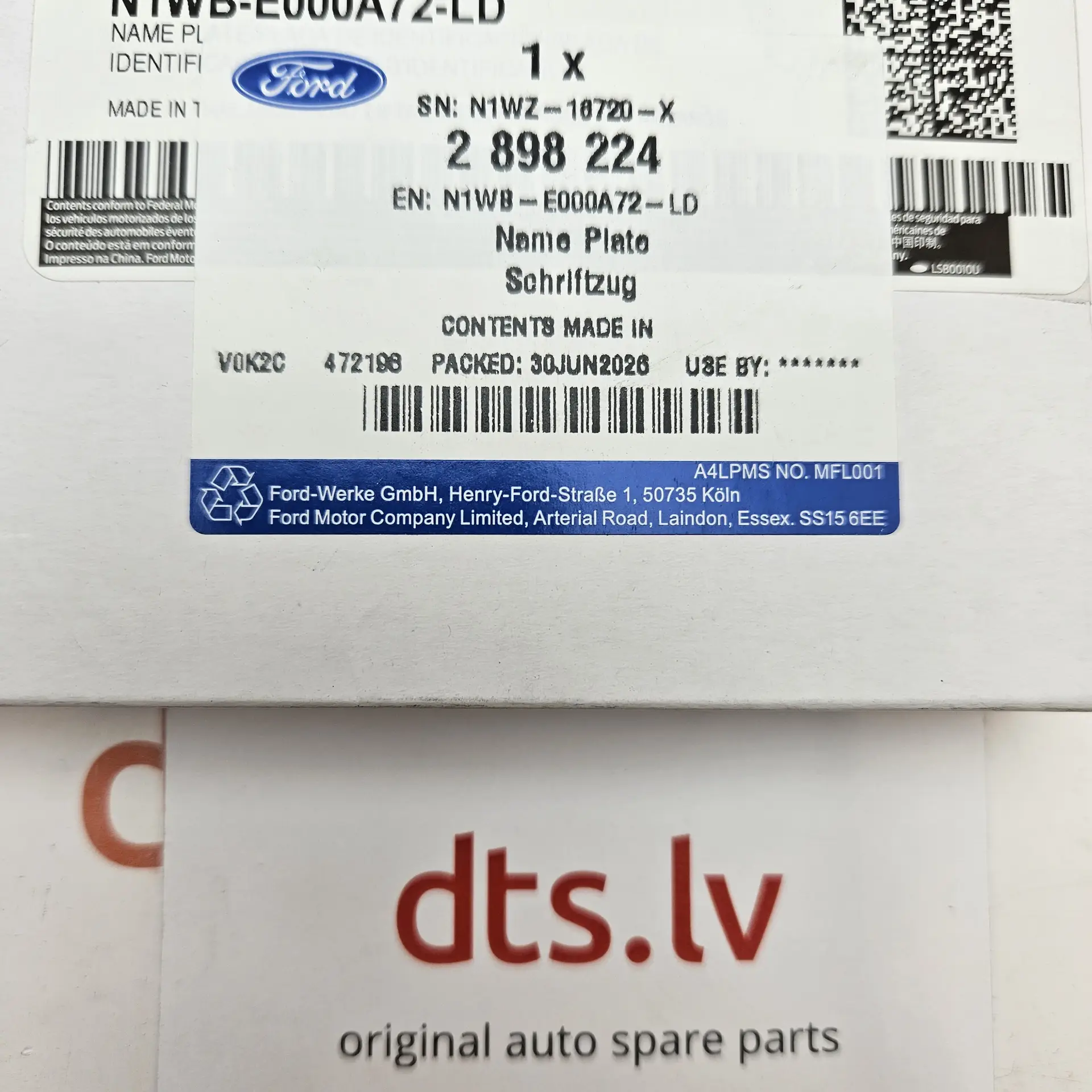OEM Ford 2898224 – Tailgate "WILDTRAK" edition lettering emblem badge