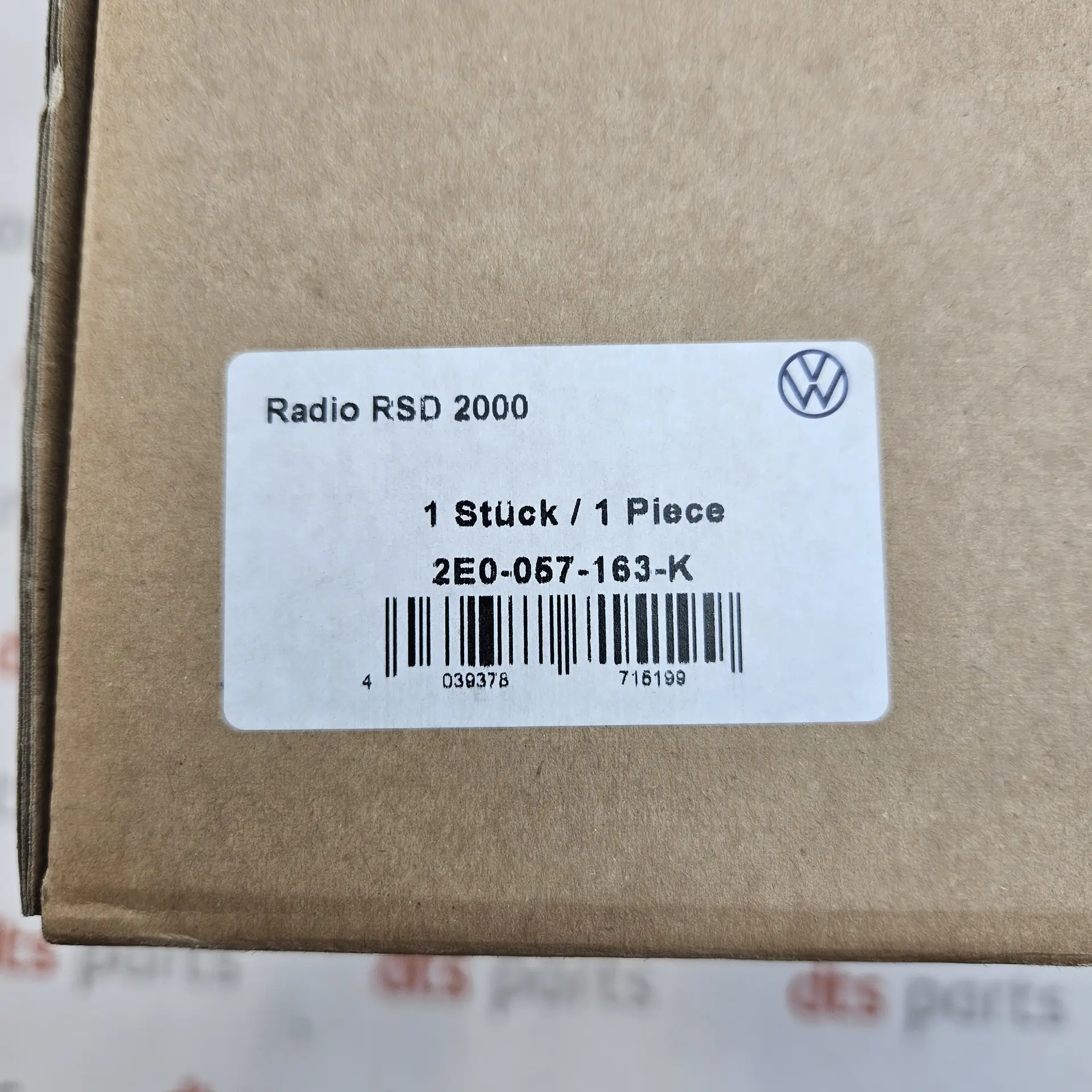 OEM VAG 2E0057163K – Dashboard radio head unit multimedia player