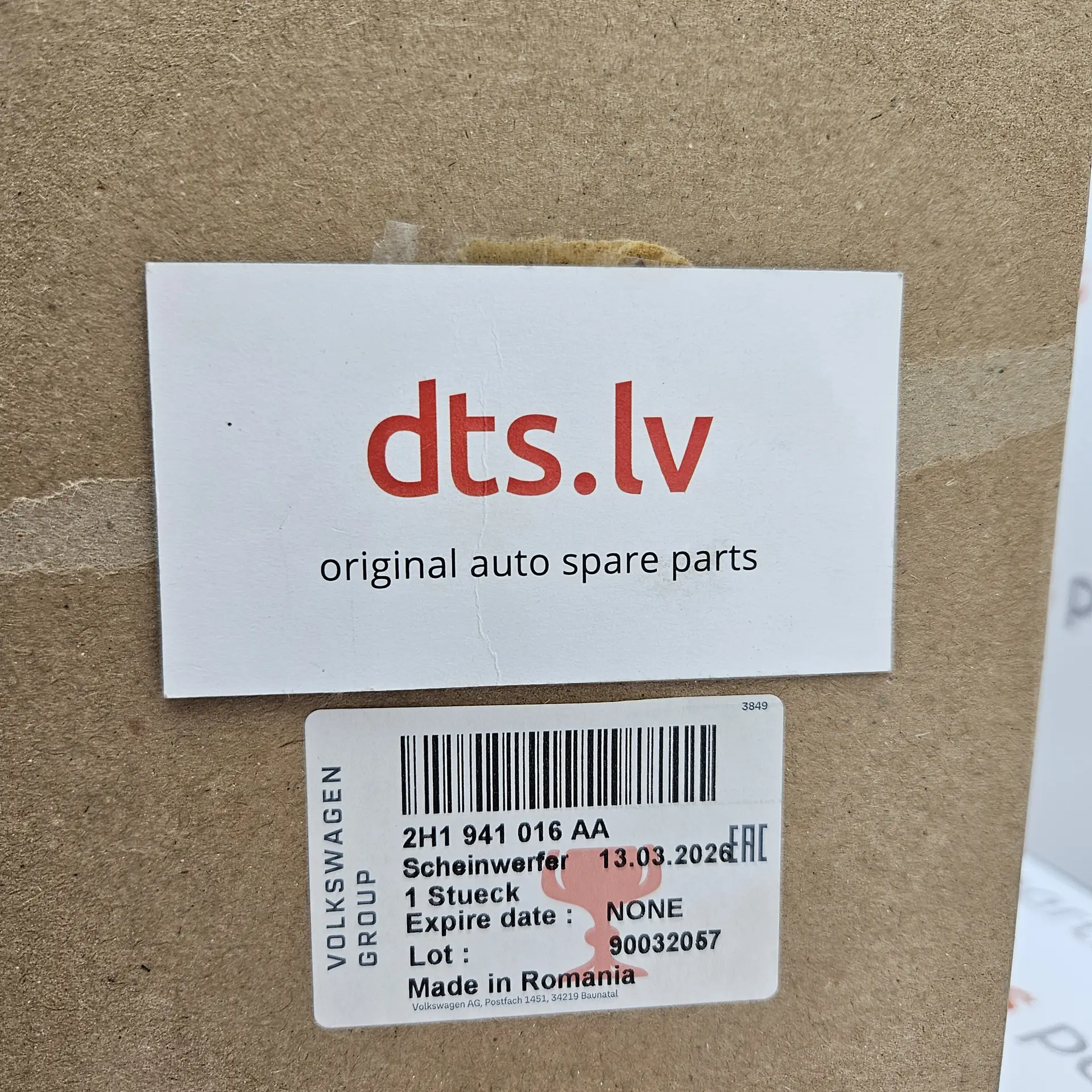 OEM Volkswagen 2H1941016AA – Front main headlight halogen assembly right-hand side