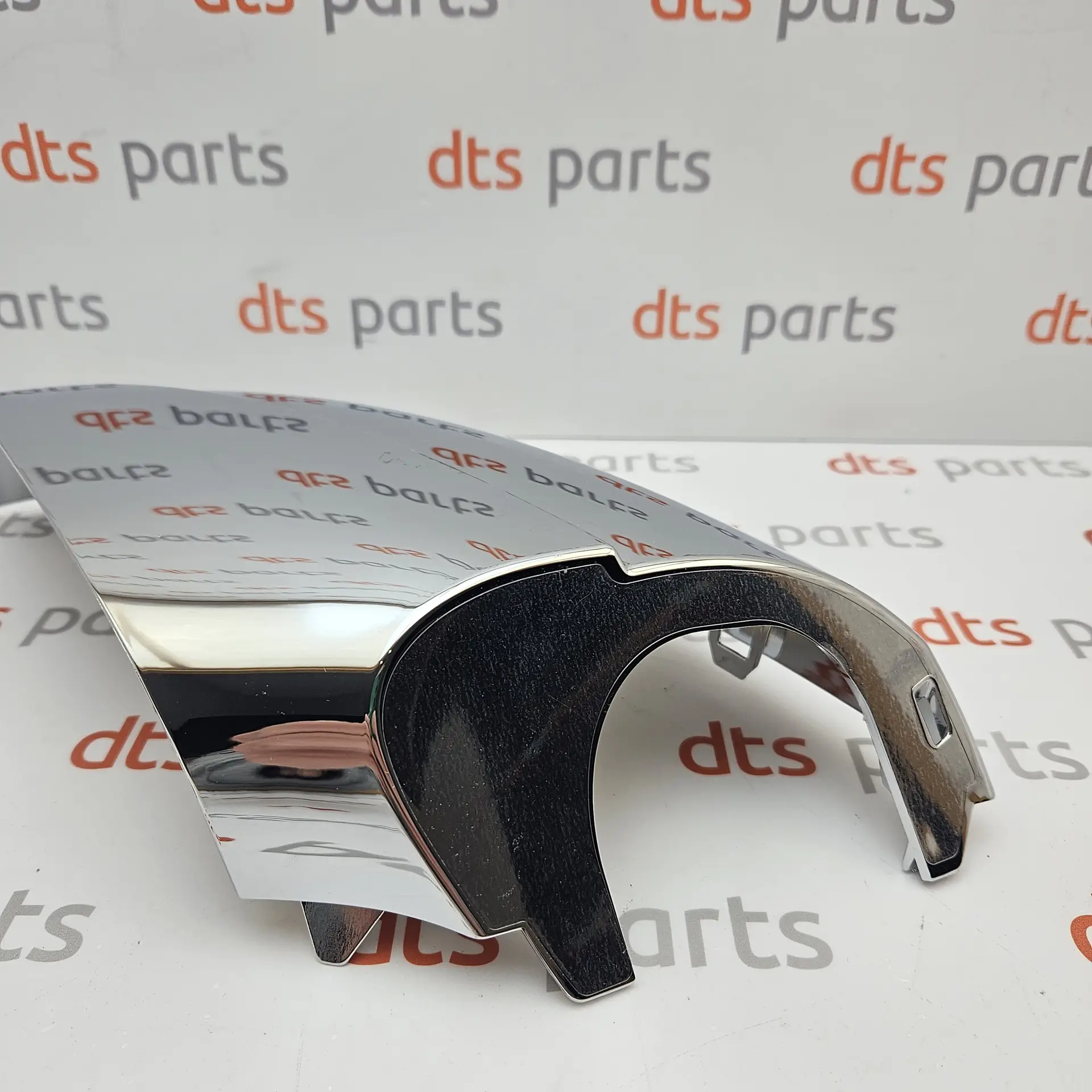 OEM VAG 2HH857604A2ZZ – Side Mirror Chromed Cover