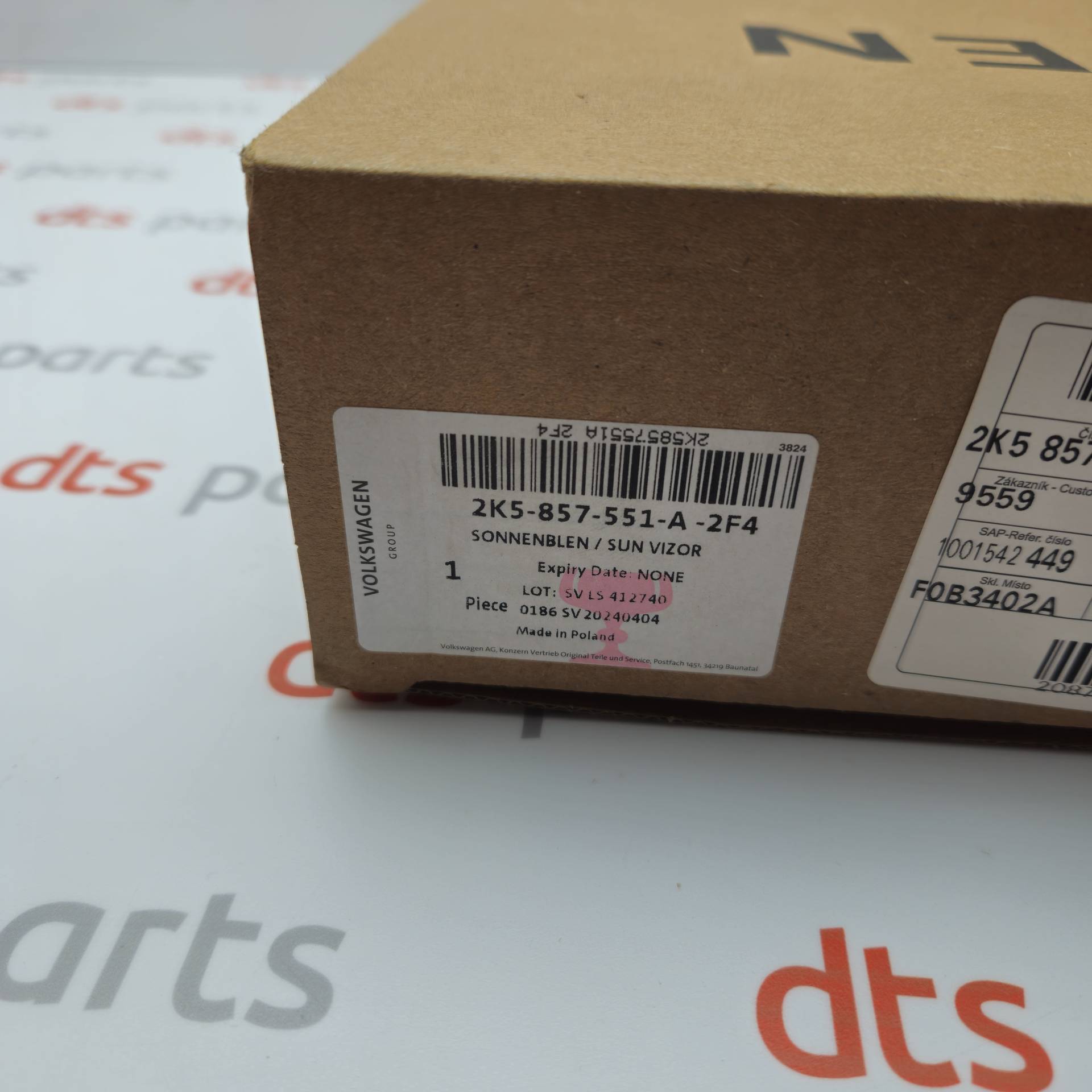 OEM VAG 2K5857551A2F4 – Left sun visor