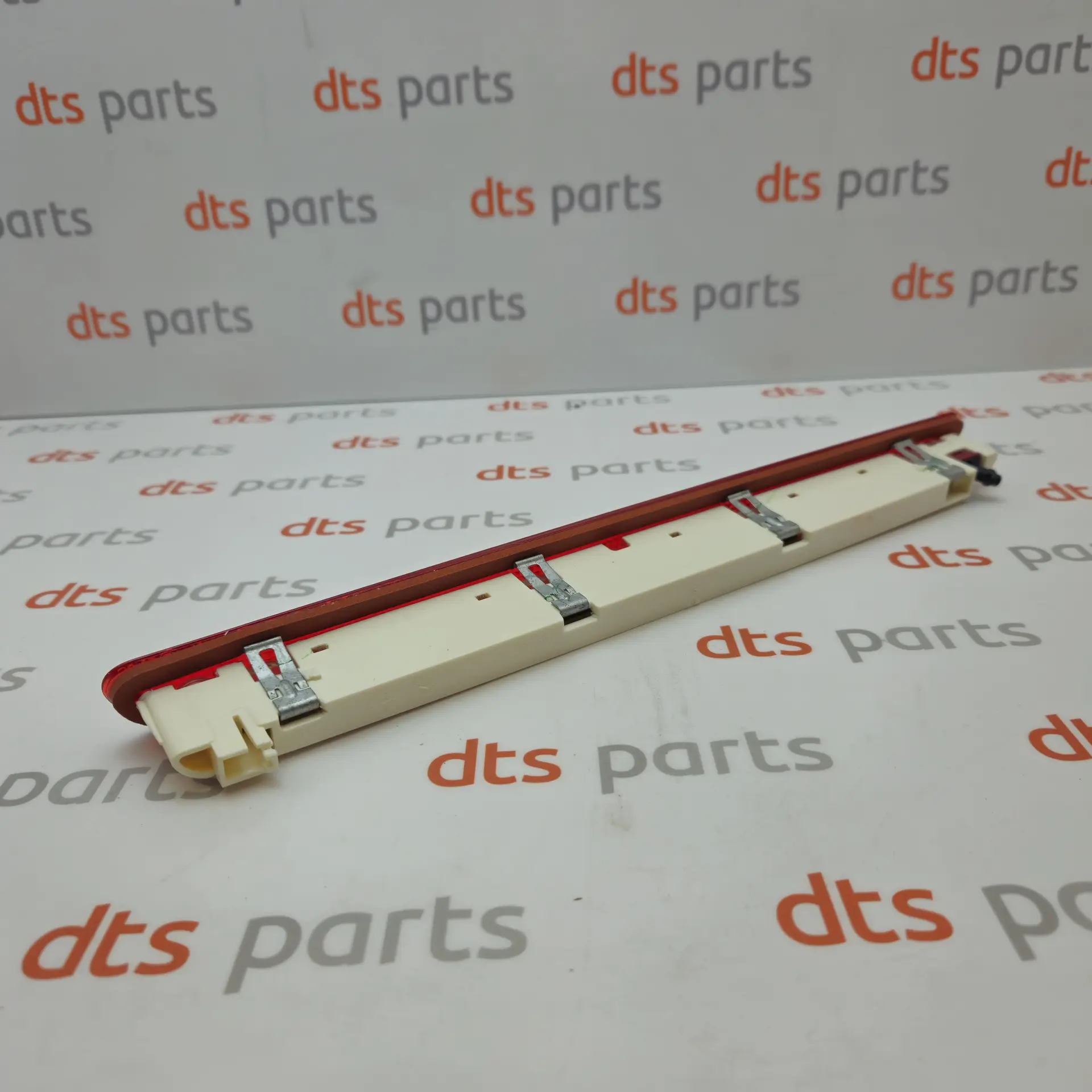 OEM Volkswagen 2K5945087J – Tailgate upper LED brake light