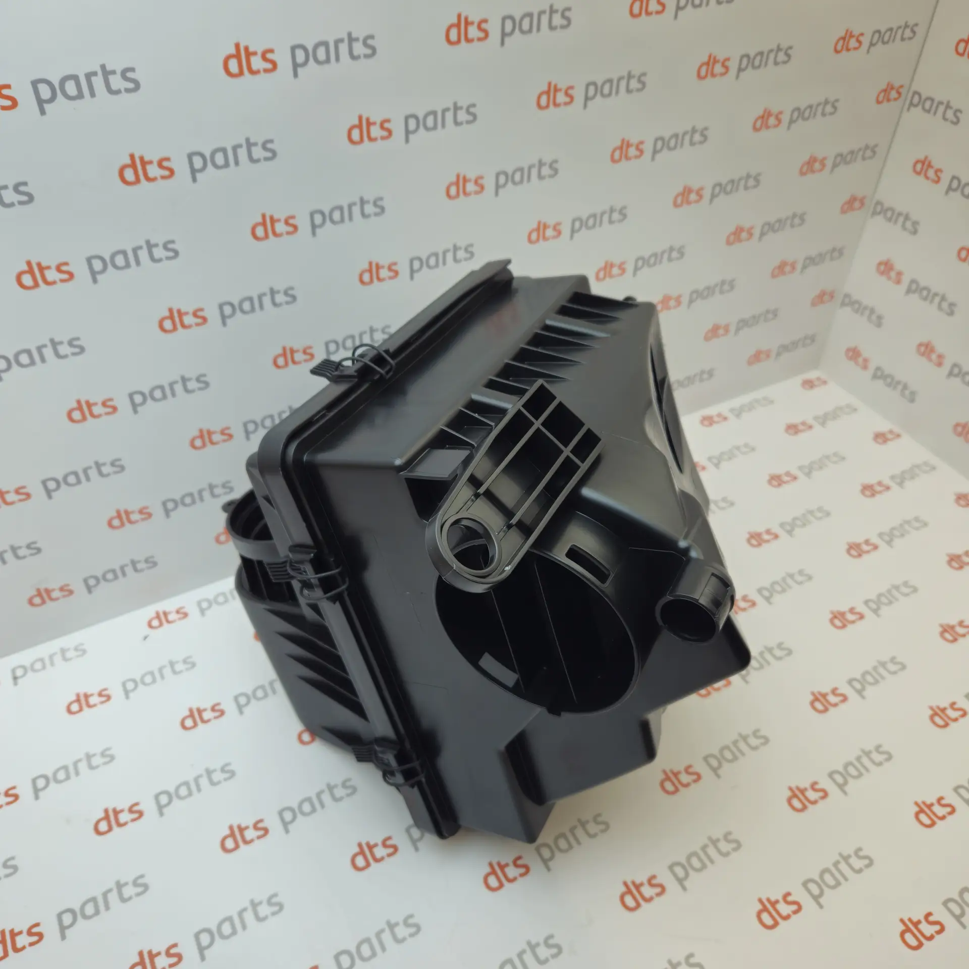 OEM Volkswagen 2N0129607N – Air filter casing