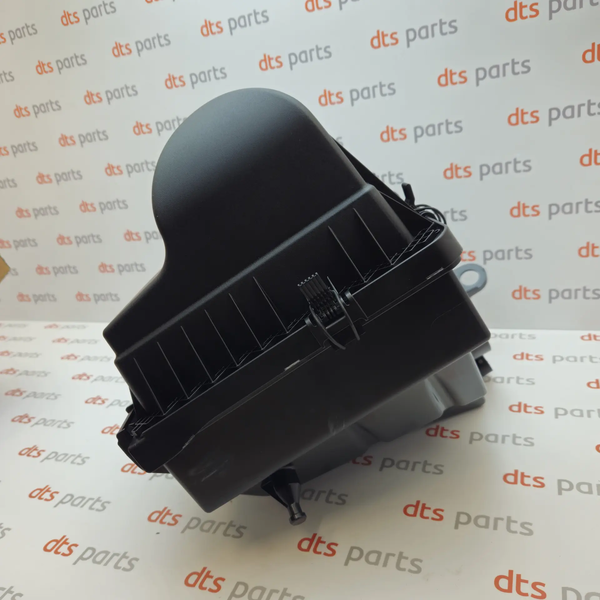 OEM Volkswagen 2N0129607N – Air filter casing