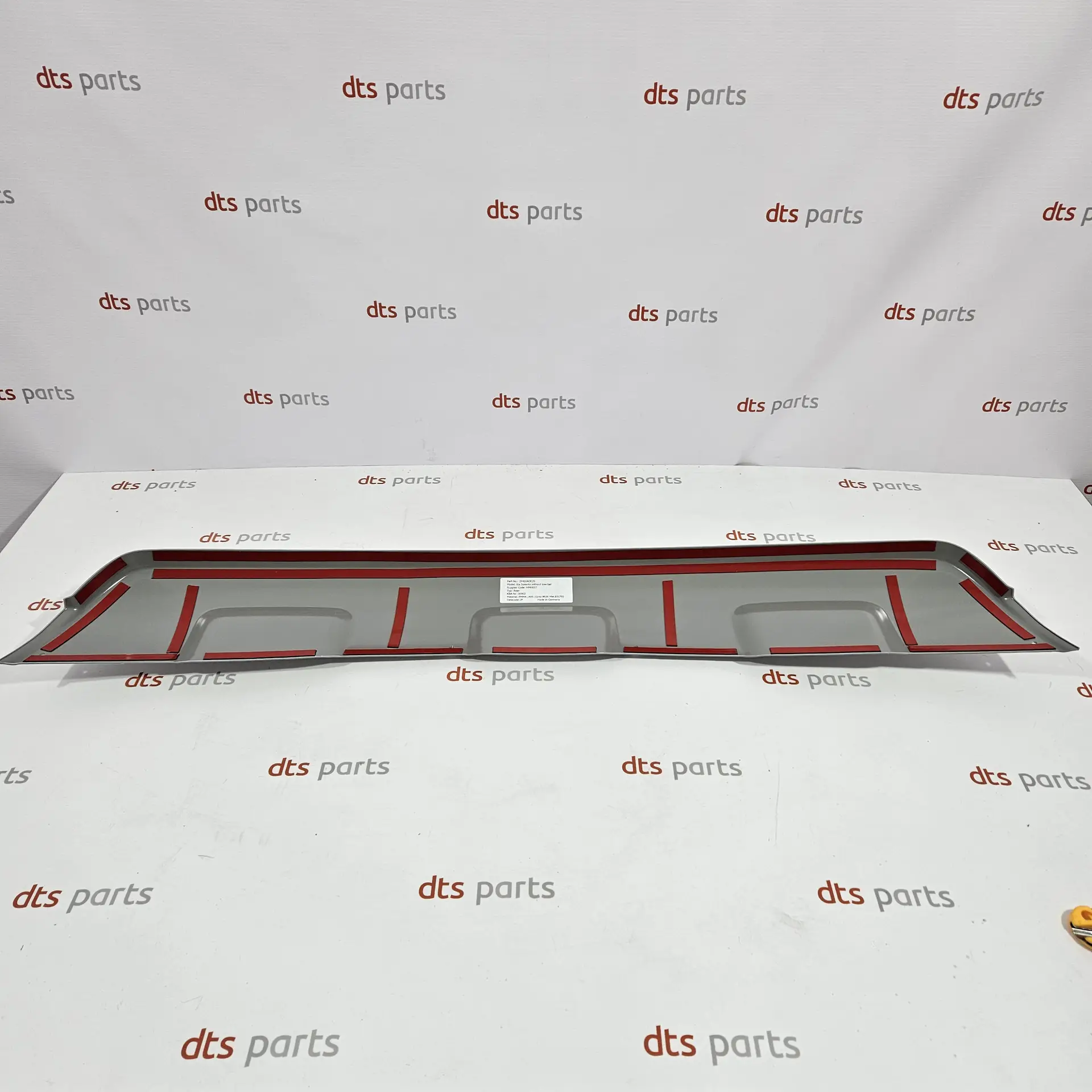 OEM Kia 2P410ADE20 – Rear bumper skid plate diffuser