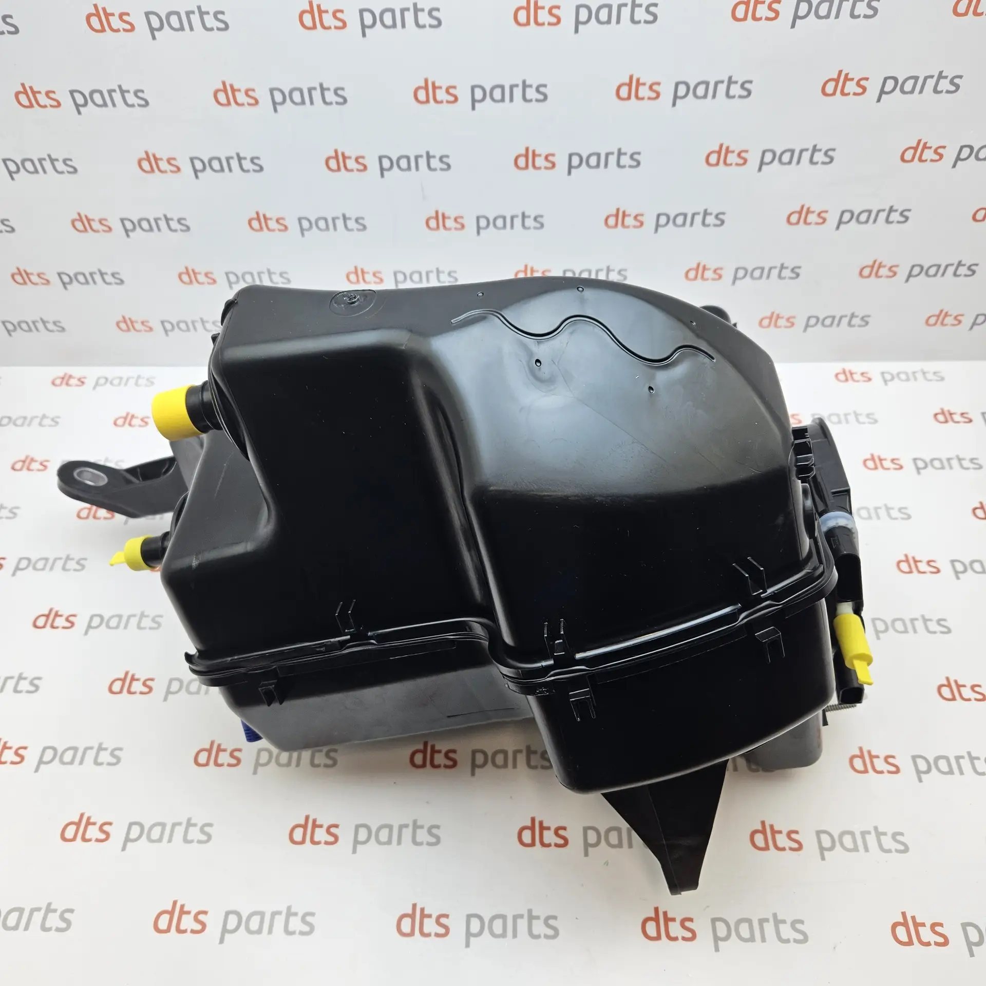 OEM VAG 2Q0131877K – Tank AdBlue