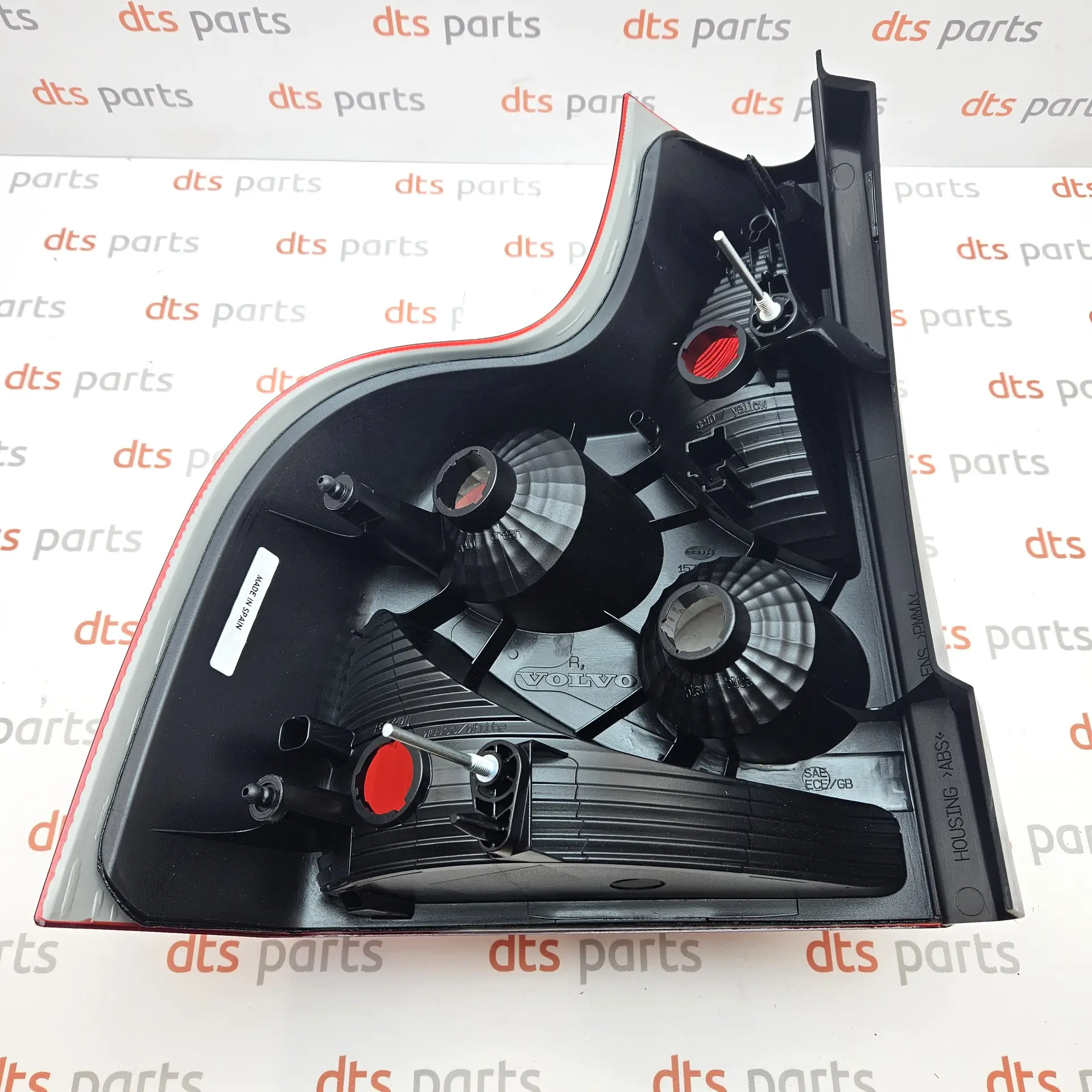 OEM Volvo 30612810 – Right lower taillight