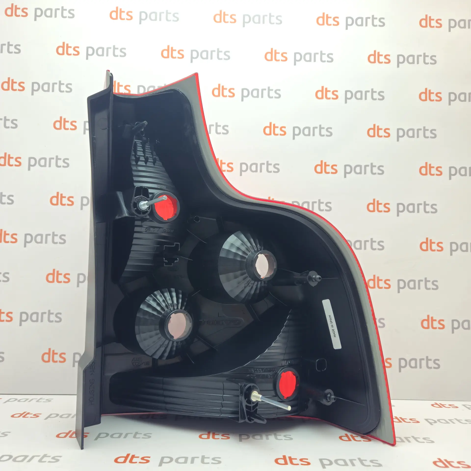 OEM Volvo 30612811 – Combination taillight left lower
