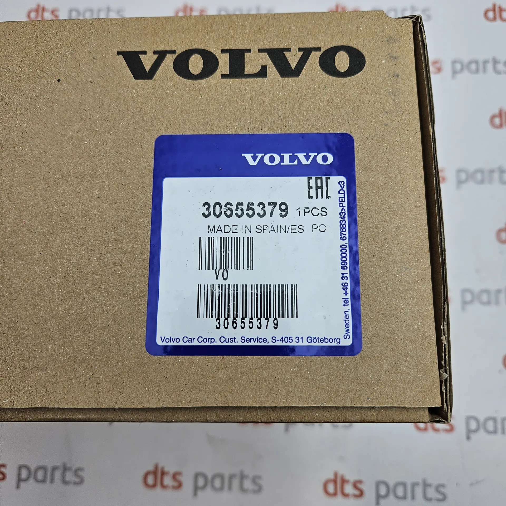OEM Volvo 30655379 – Rear combination tail light assembly lower left-hand side