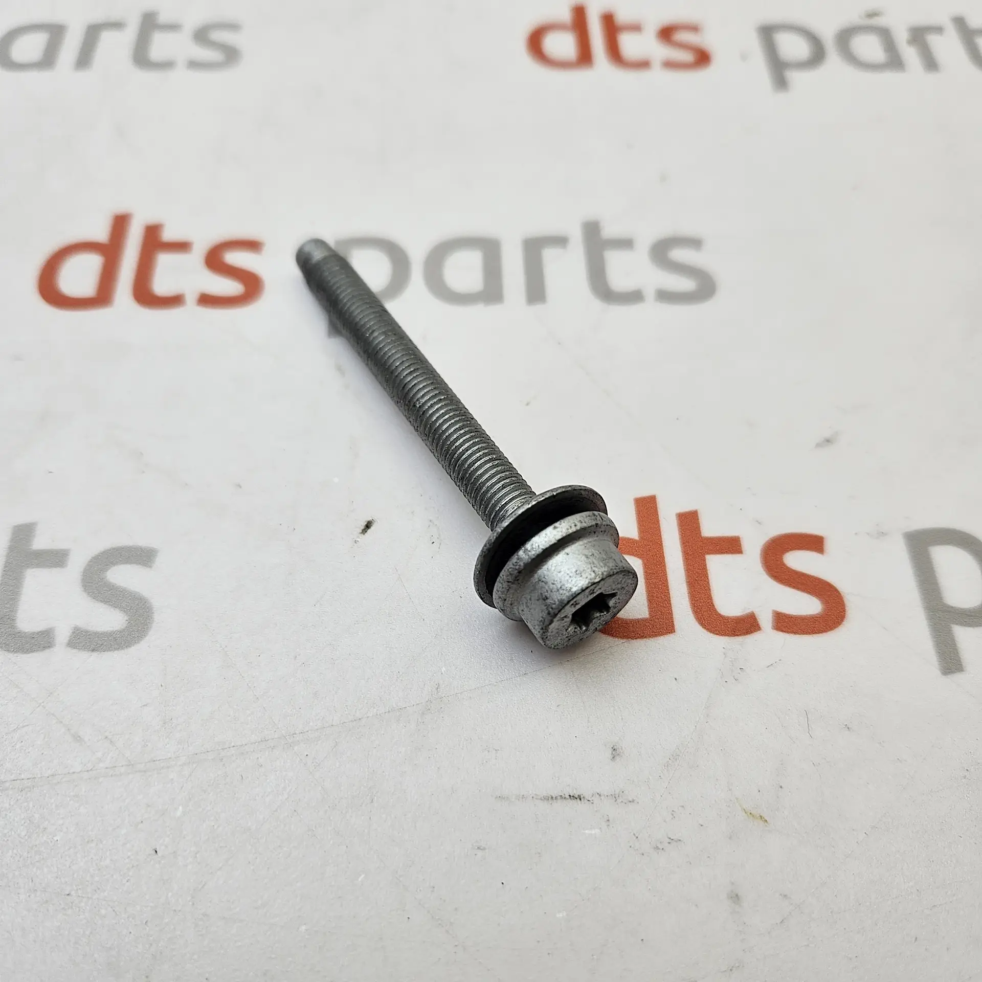 OEM Volvo 31109365 – Diesel fuel injector clamp stretch bolt