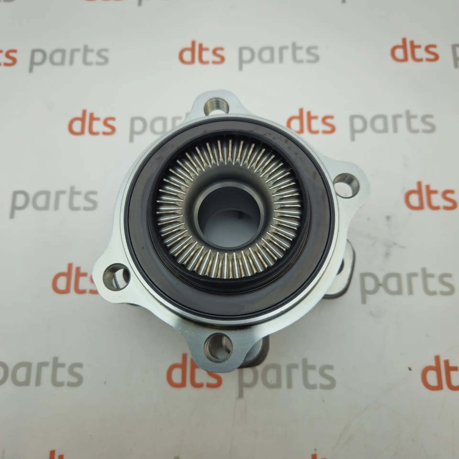 OEM BMW 31206890070 – Front wheel hub with bearing