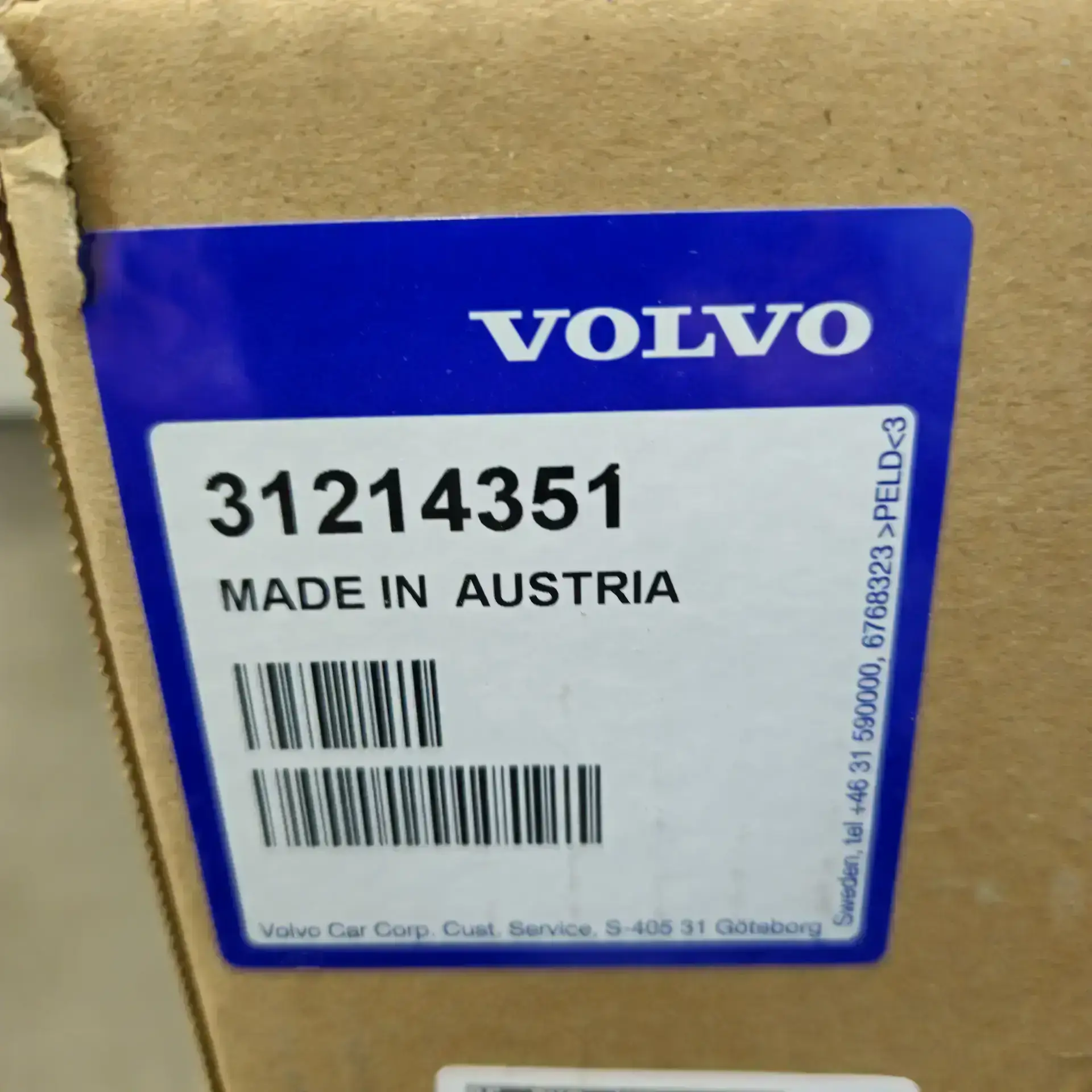OEM Volvo 31214351 – Left headlight
