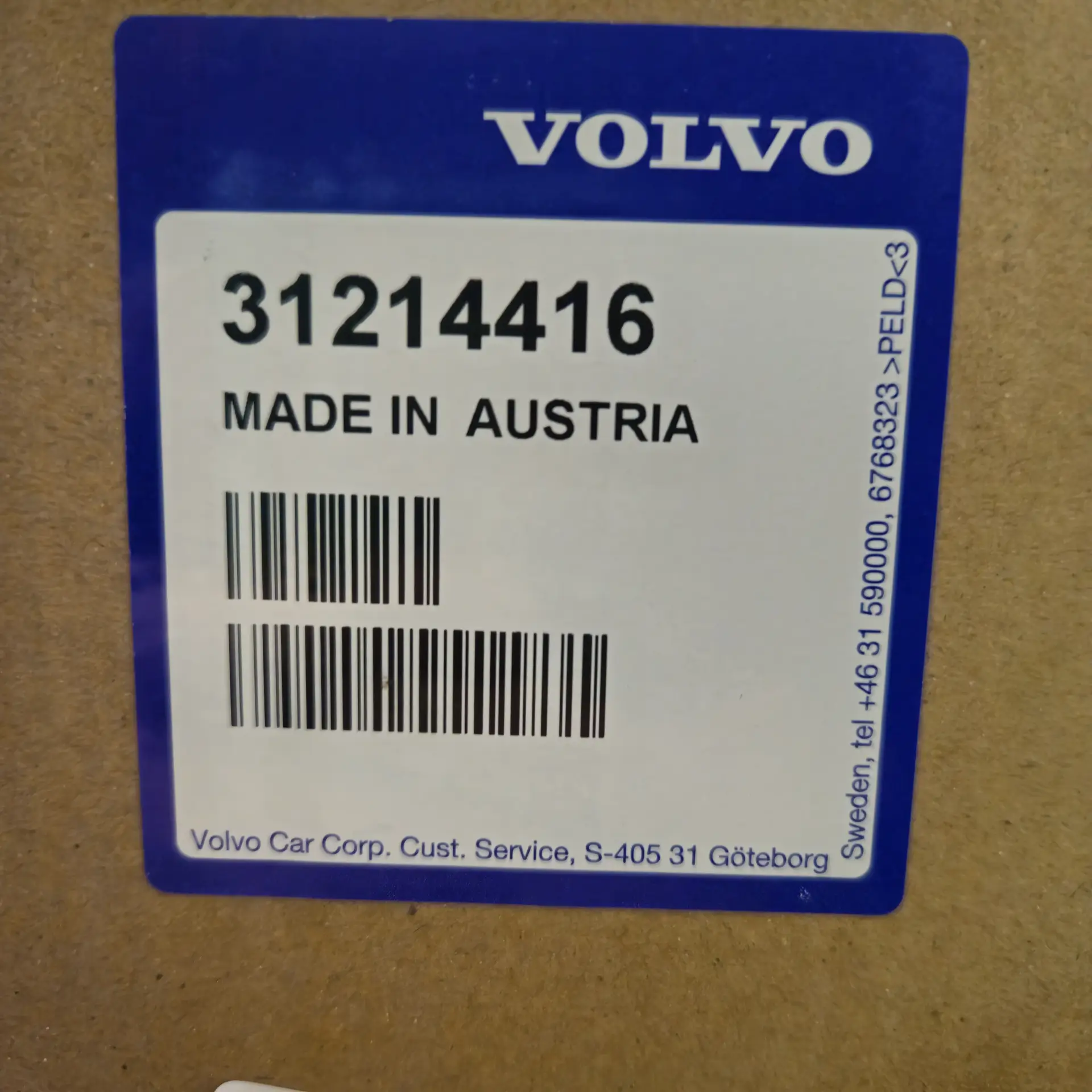 OEM Volvo 31214416 – Front right headlight