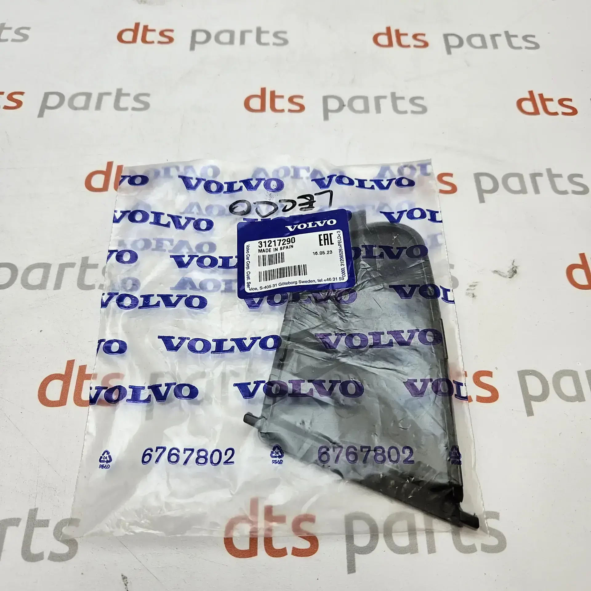OEM Volvo 31217290 – Left rear view mirror trim ring