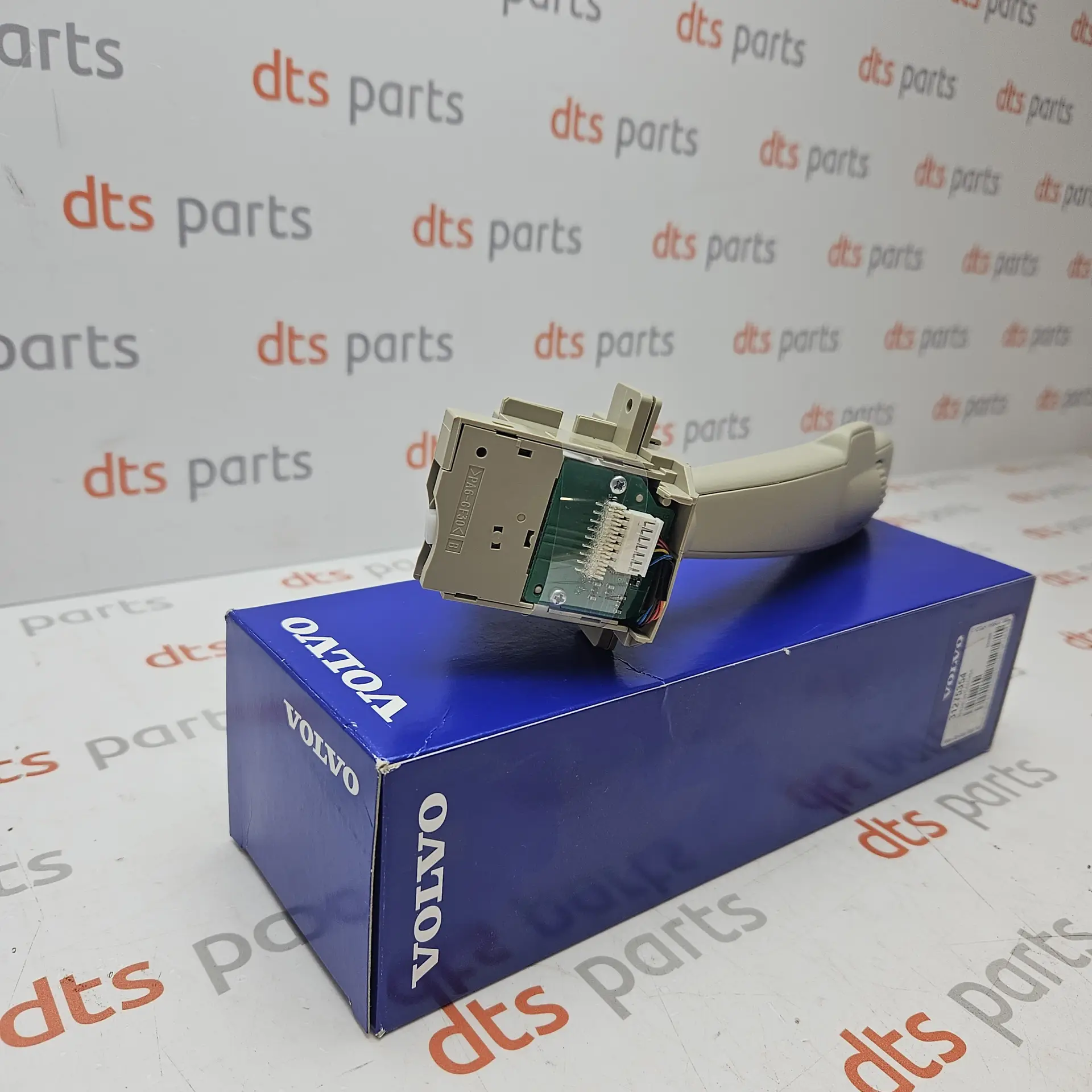 OEM Volvo 31275354 – Turn signal switch
