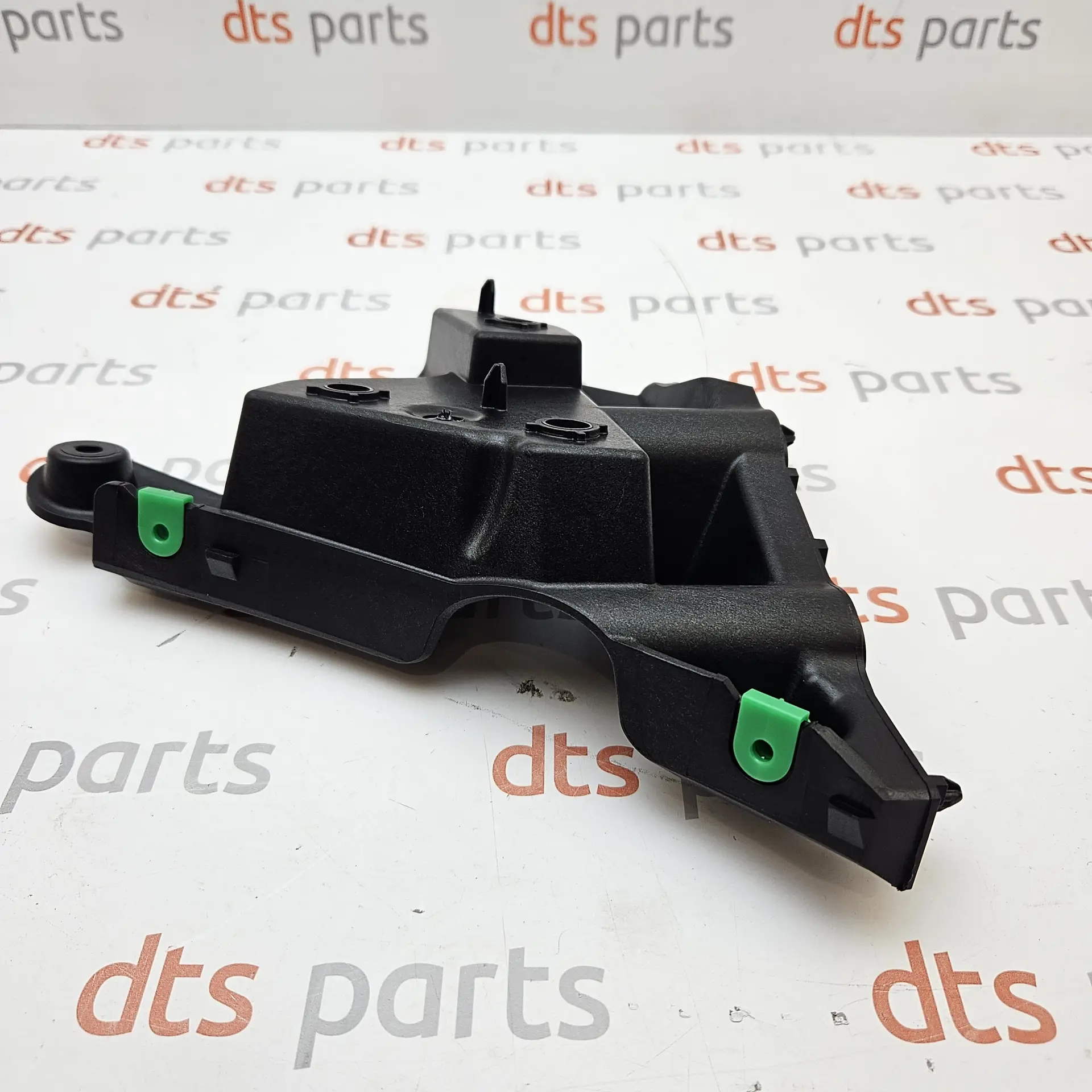 OEM Volvo 31323759 – Bumper mounting bracket