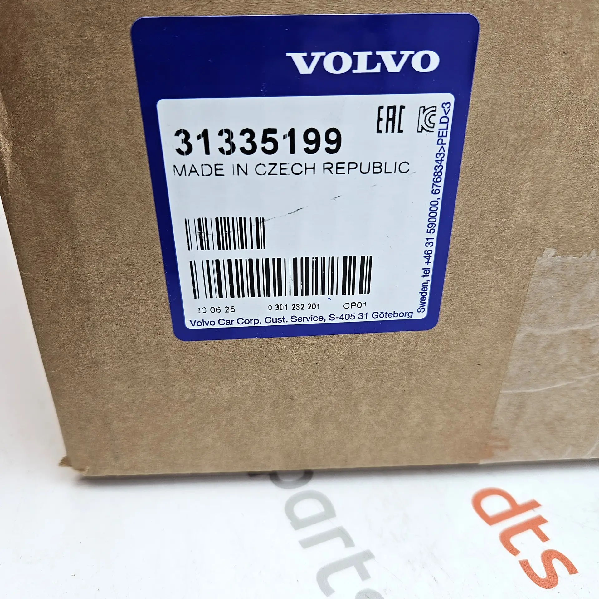 OEM Volvo 31335199 – Front left headlight