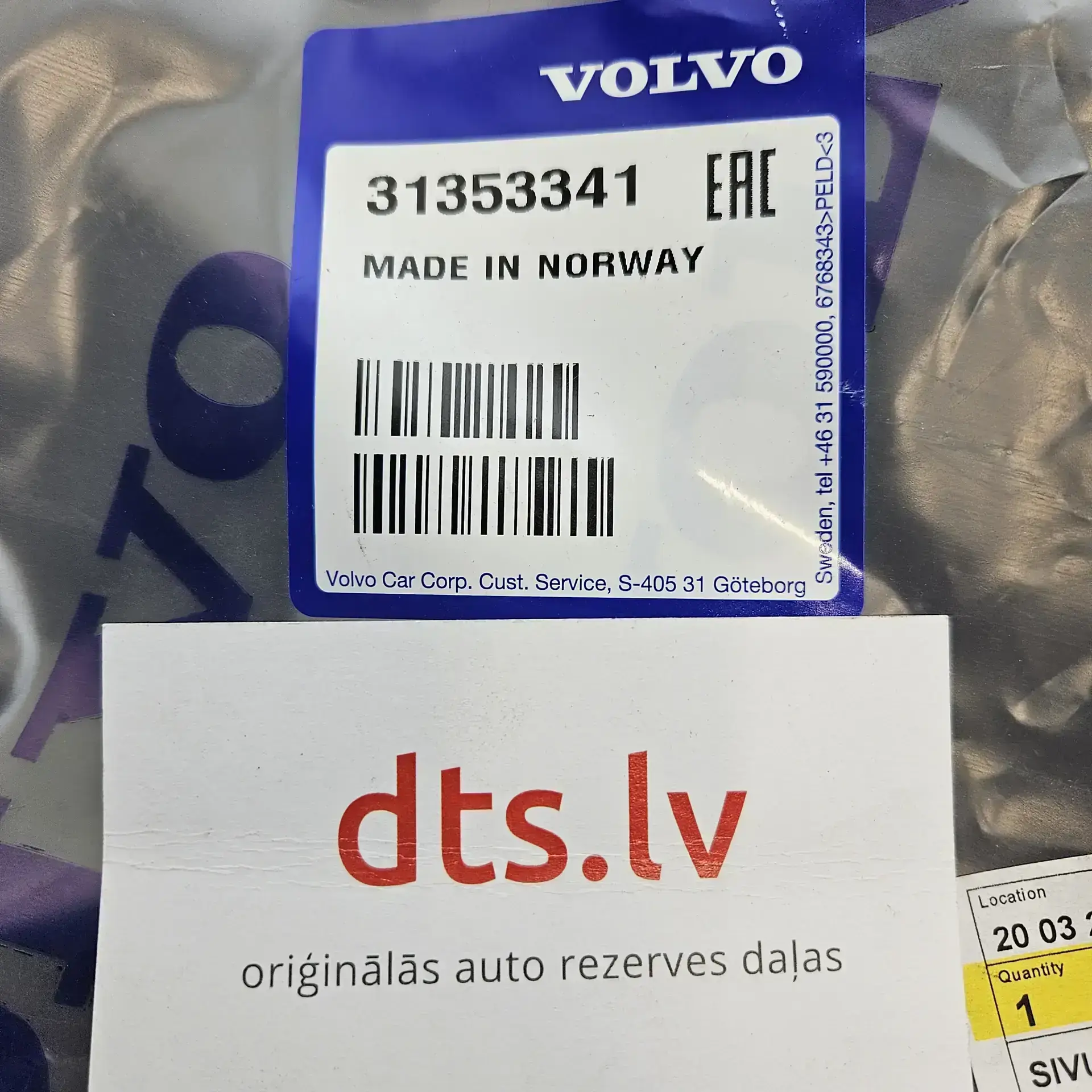OEM Volvo 31353341 – Front bumper corner part panel trim