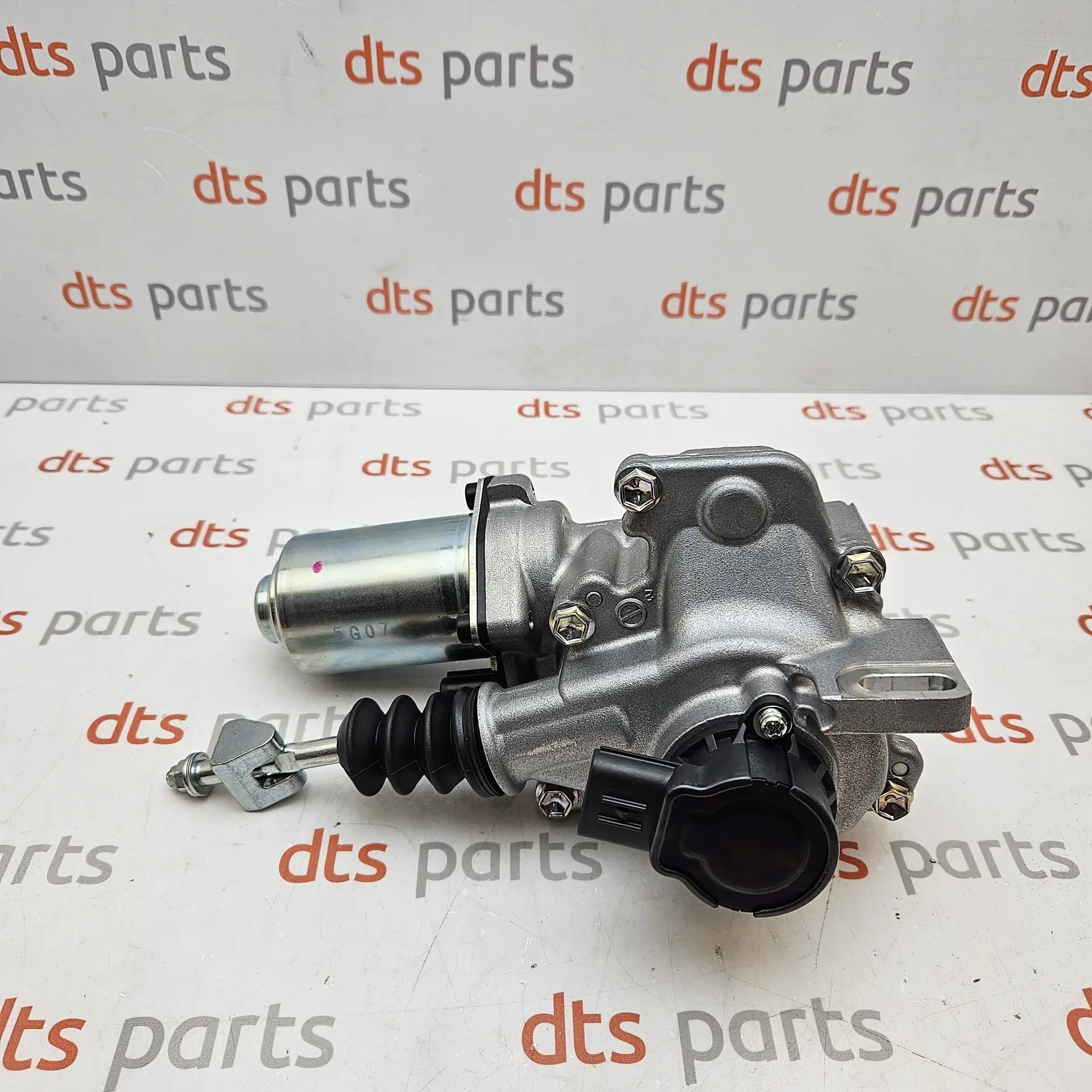 OEM Toyota 3136012030 – Clutch Actuator Assembly