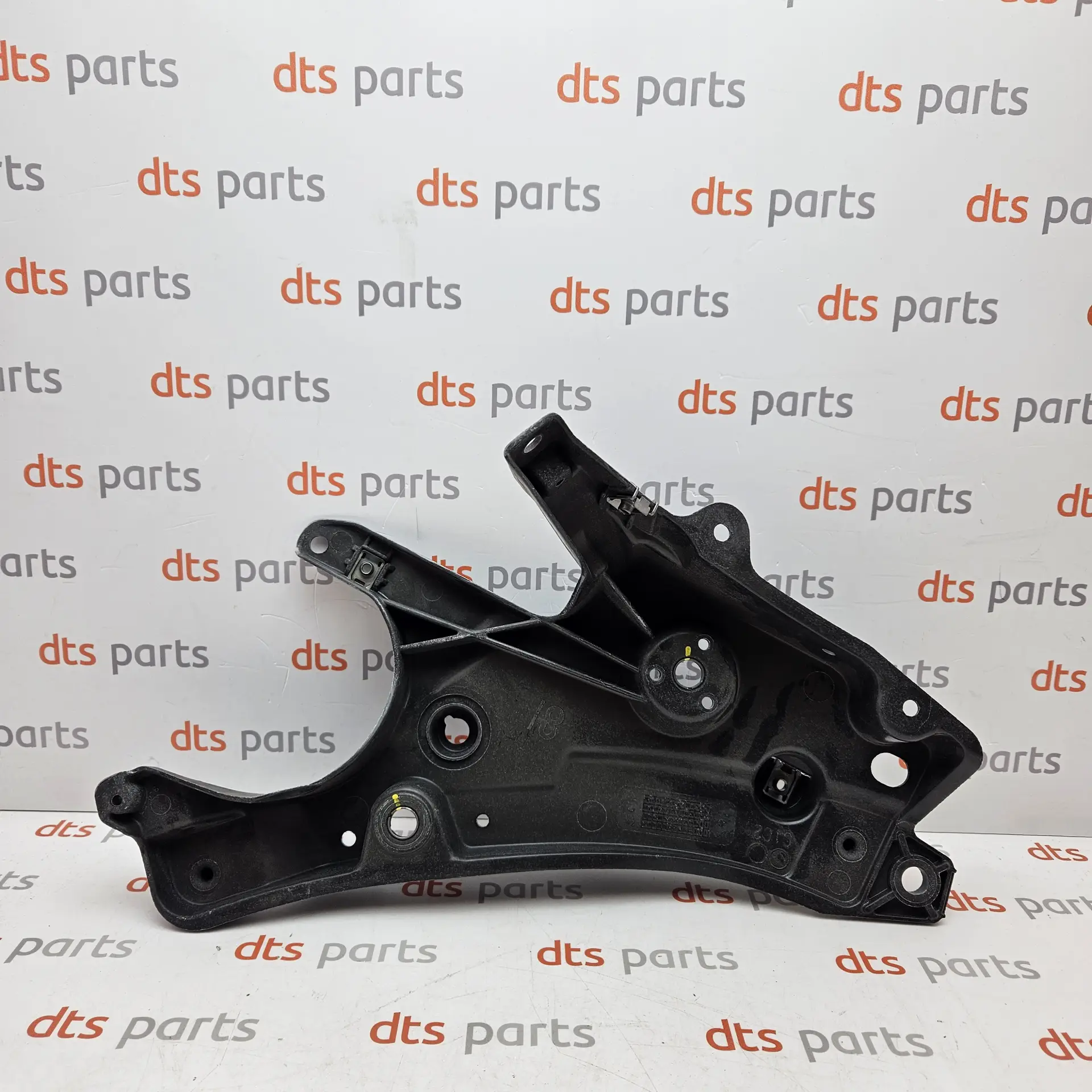 OEM Volvo 31378984 – Fender lower front left bracket