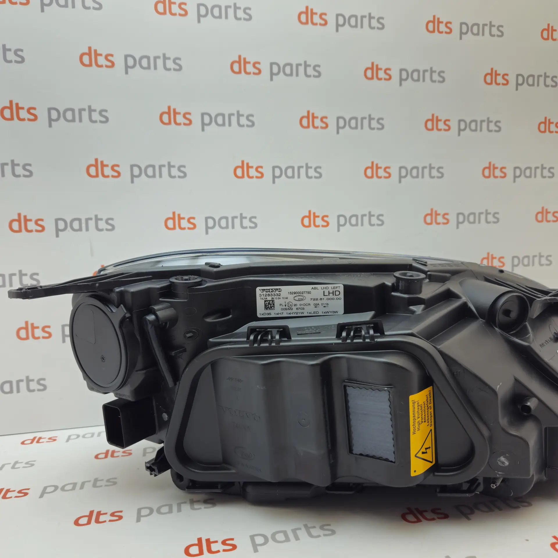 OEM Volvo 31383158 – Front left adaptive xenon headlight