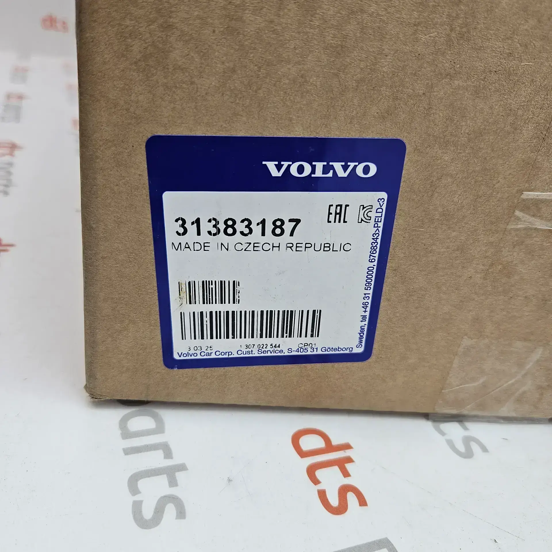 OEM Volvo 31383187 – Left headlight