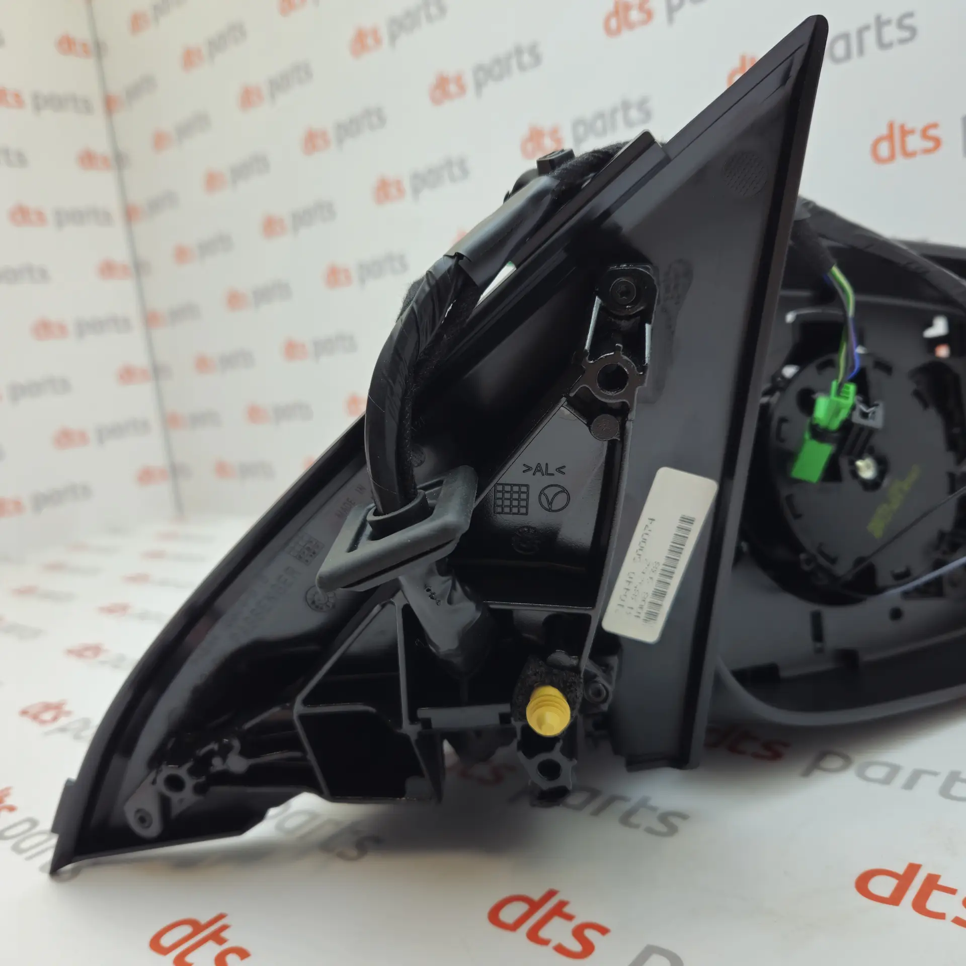 OEM Volvo 31385262 – Right rear view mirror