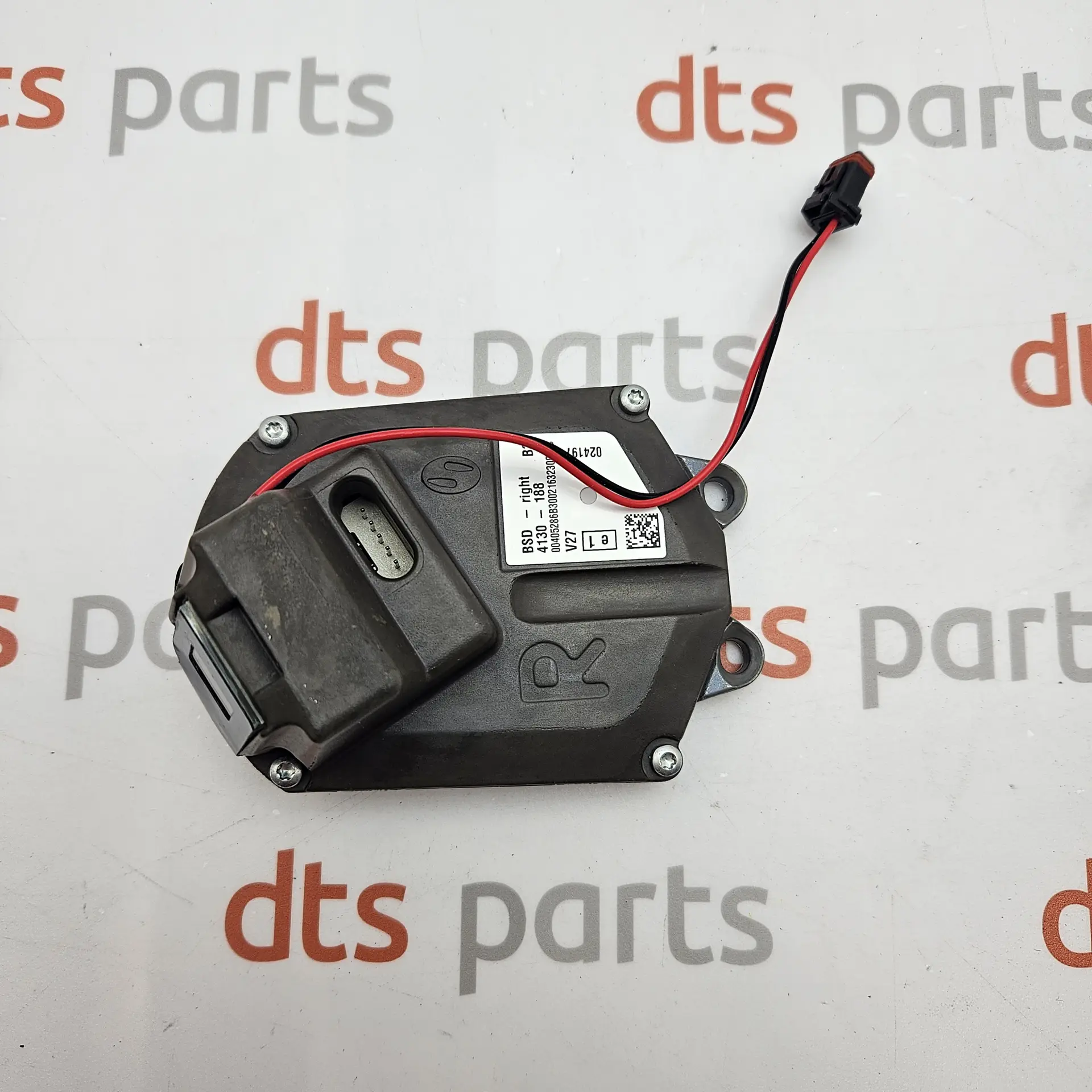 OEM Volvo 31402013 – Camera for rearview door mirrors