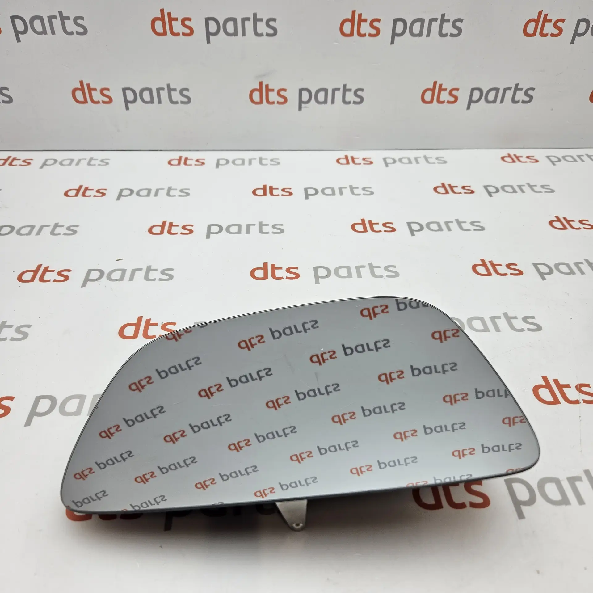 OEM Volvo 31424241 – Right rear view mirror glass