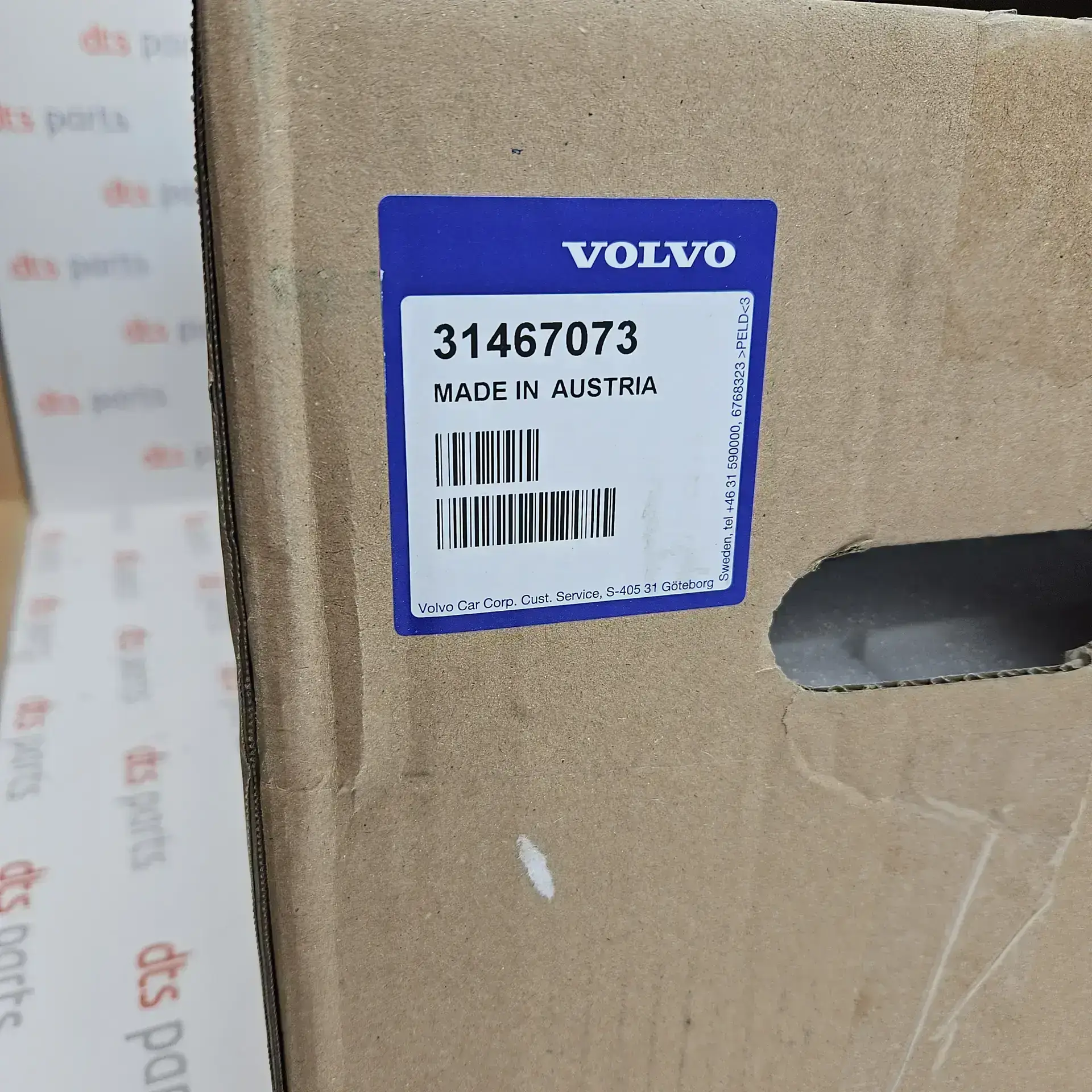 OEM Volvo 31467073 – Headlamps. LED. (Right)