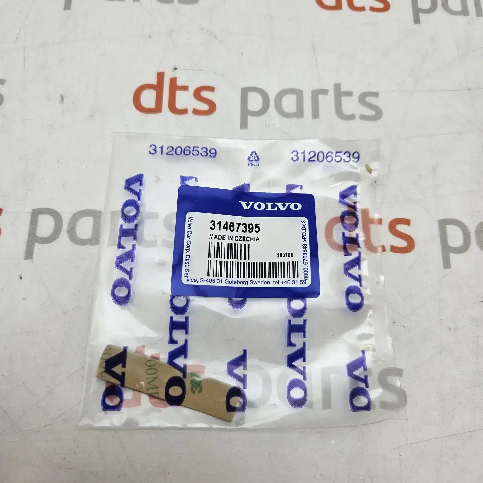 OEM Volvo 31467395 – Emblem, steering wheel Fits S60, S80, V60, V60 Cross Country